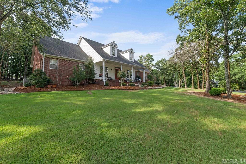 CRESTHAVEN - Residential