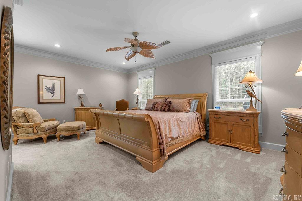 CRESTHAVEN - Residential