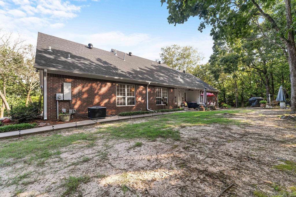 CRESTHAVEN - Residential