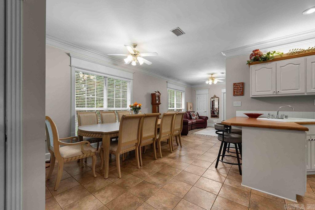 CRESTHAVEN - Residential