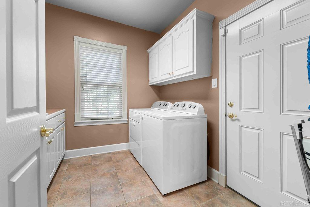 CRESTHAVEN - Residential