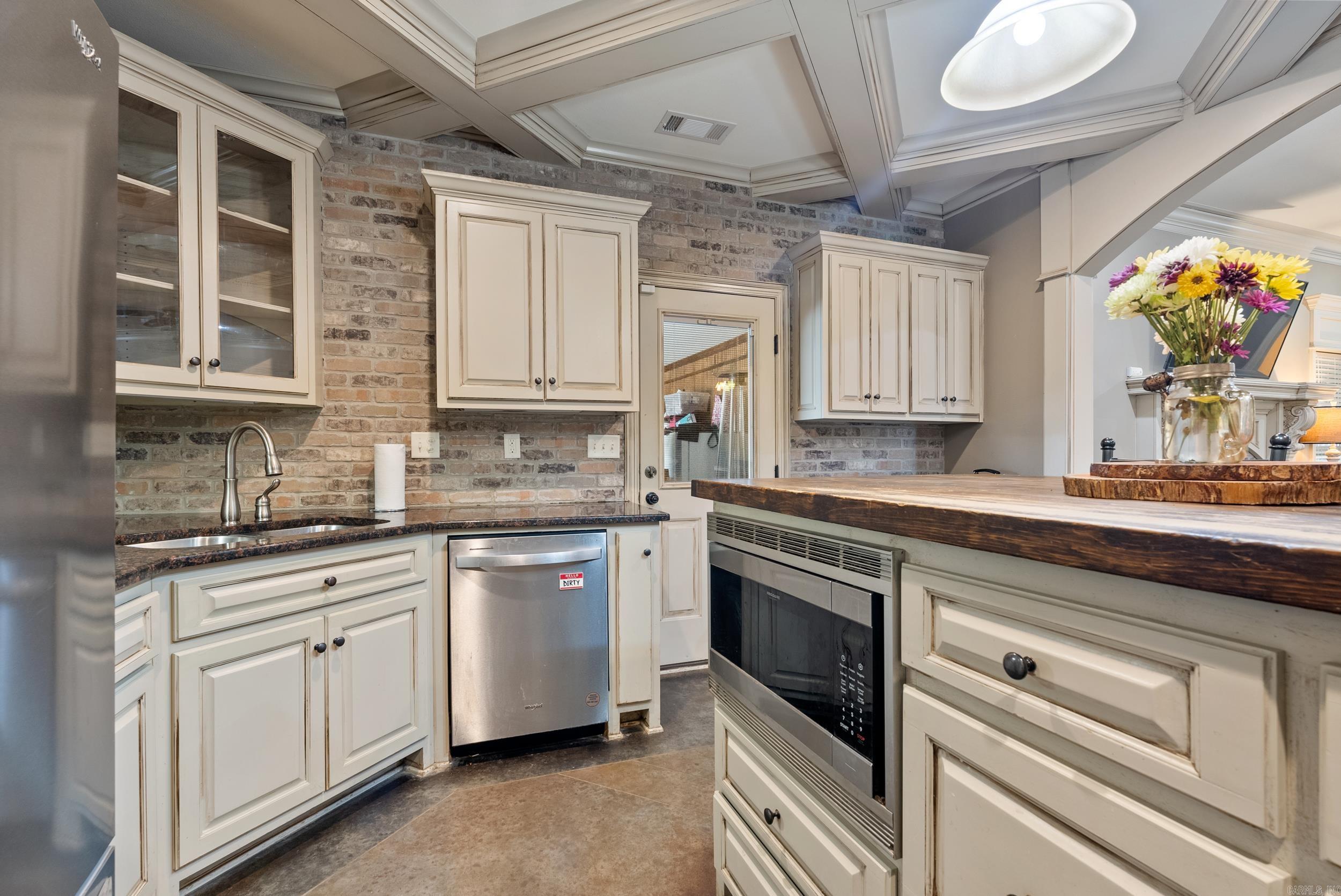 SOUTHWIND ESTATES - Residential