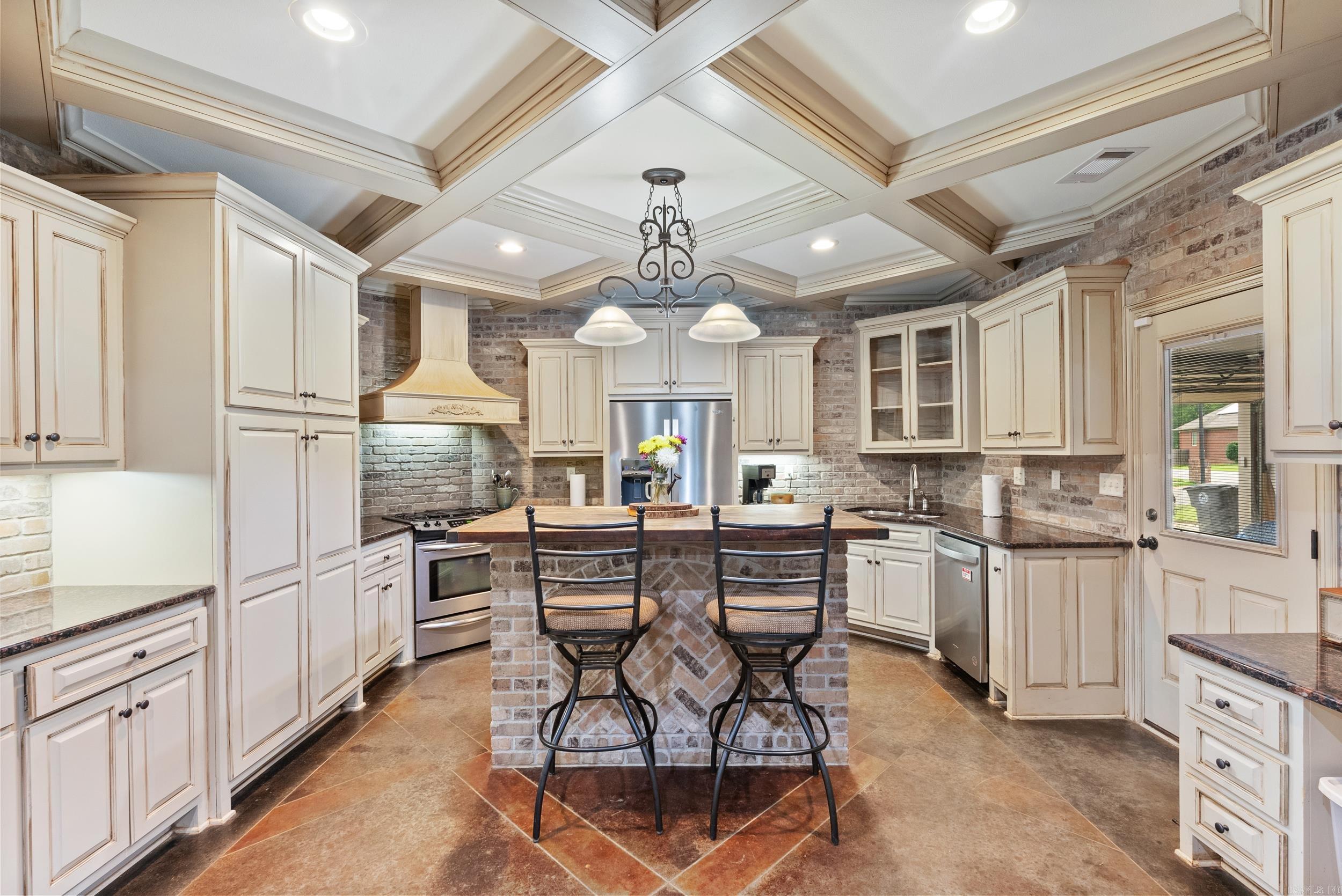 SOUTHWIND ESTATES - Residential