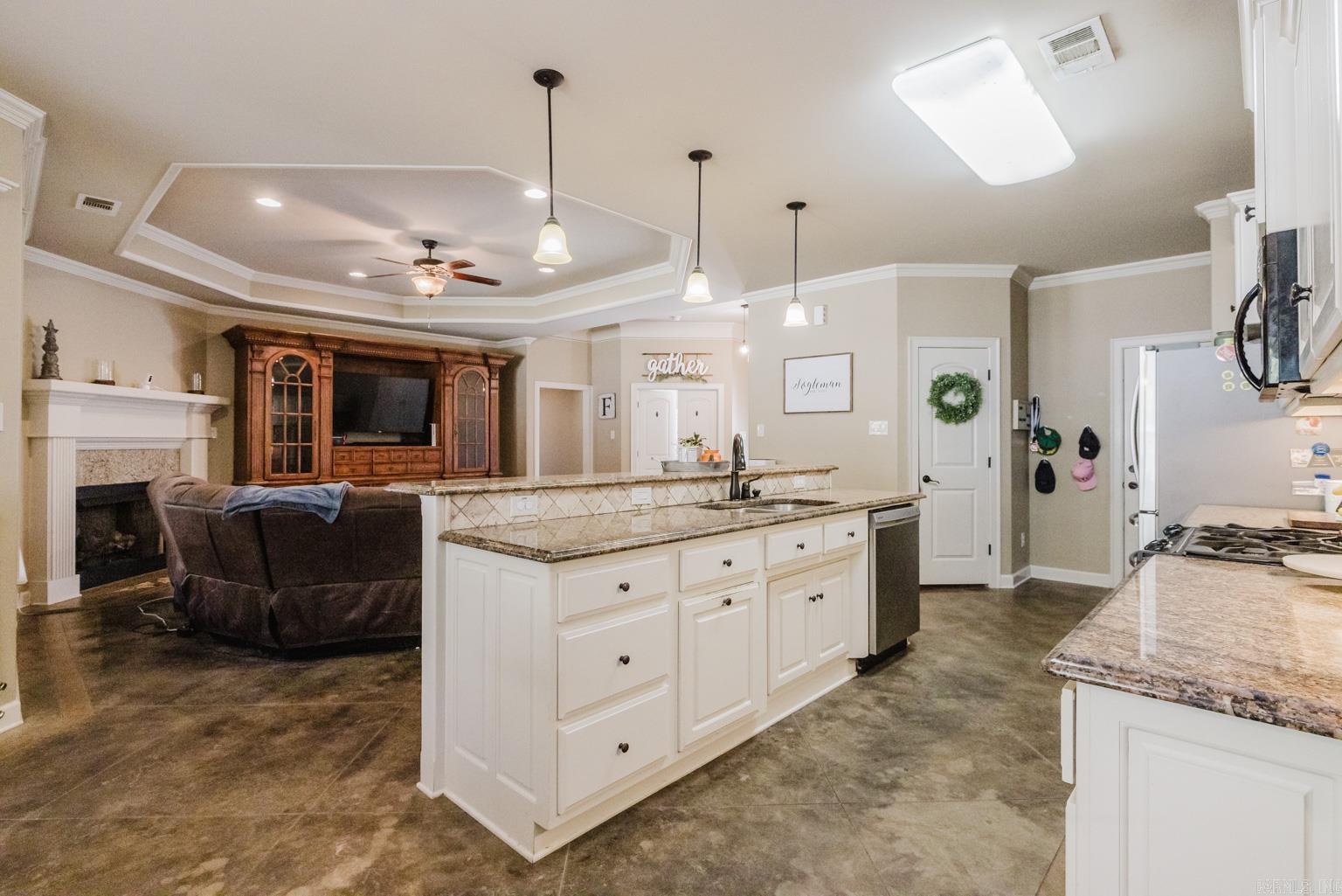 BENT TREE ESTATES - Residential