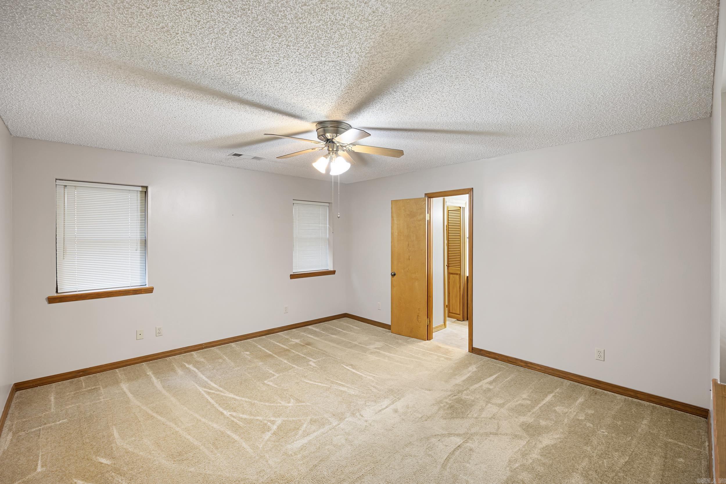 SPRING MEADOWS - Residential