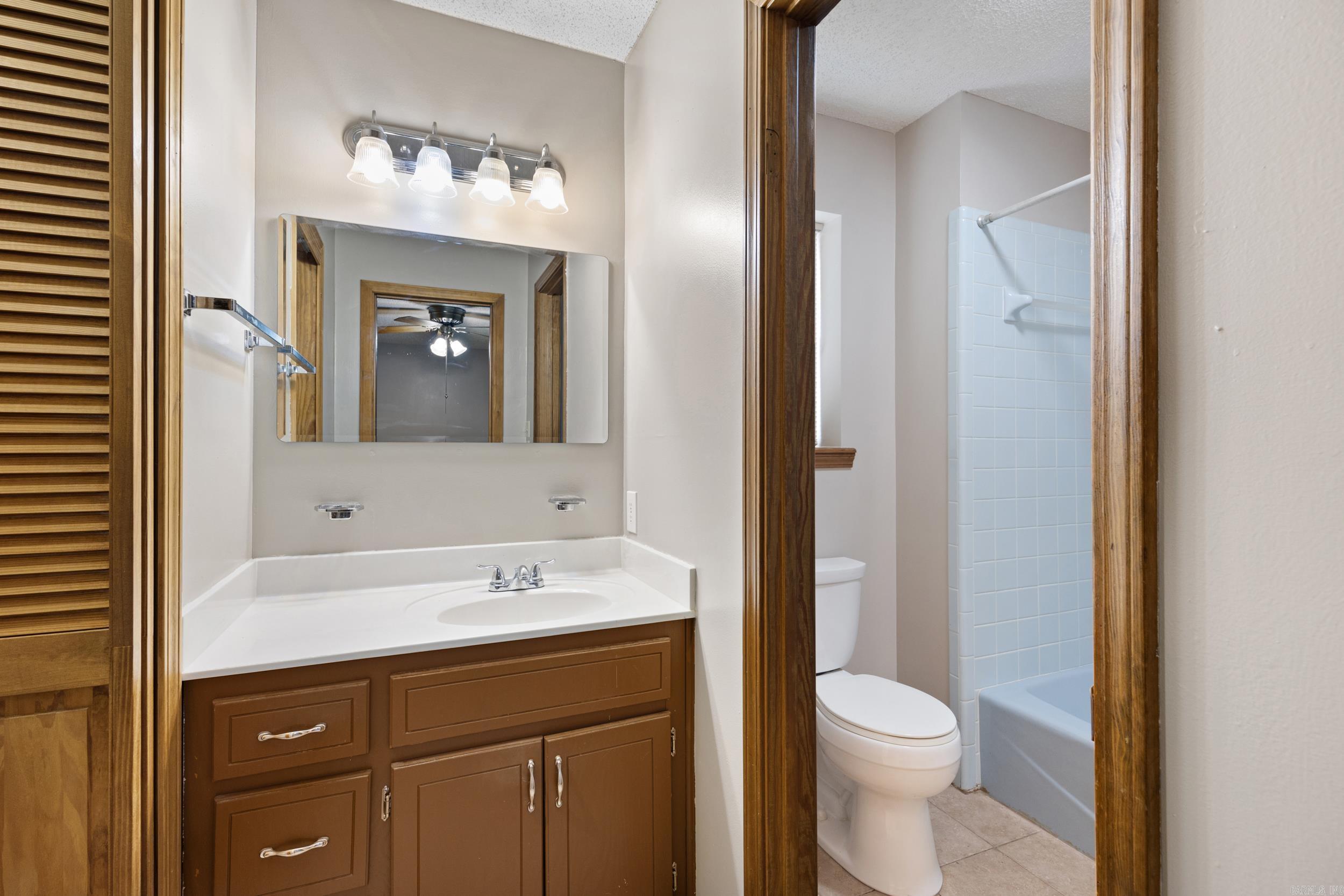 SPRING MEADOWS - Residential