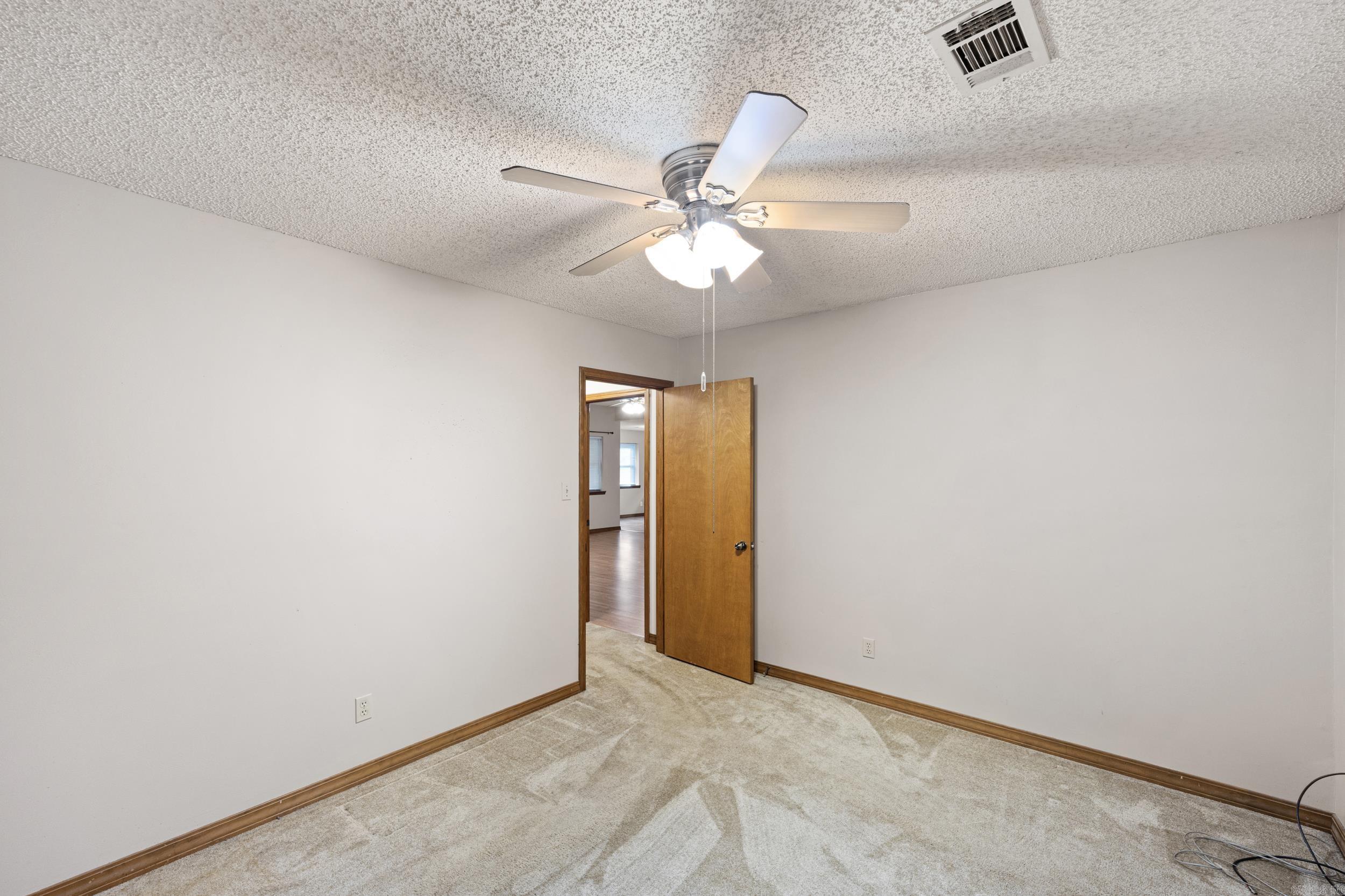 SPRING MEADOWS - Residential