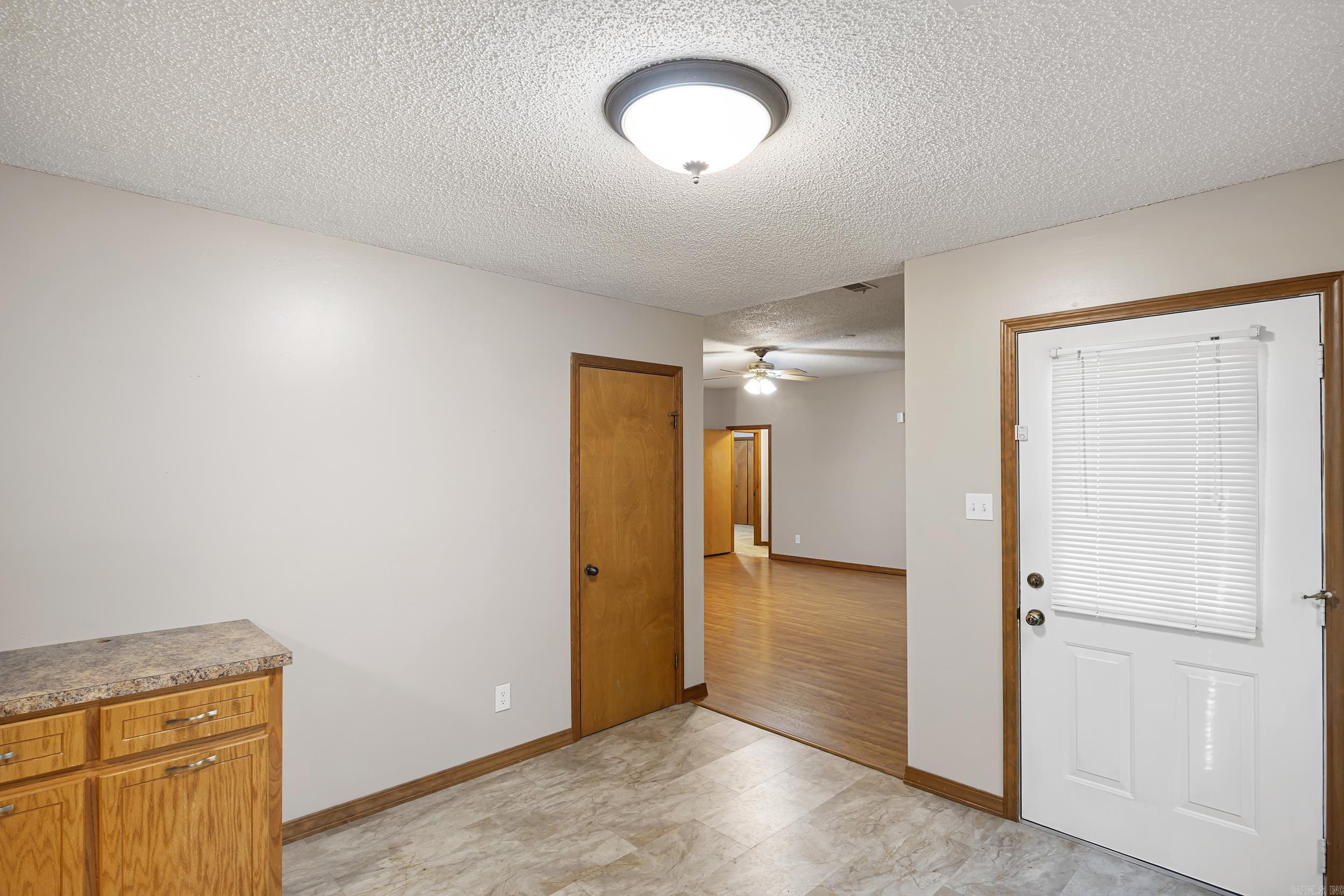 SPRING MEADOWS - Residential