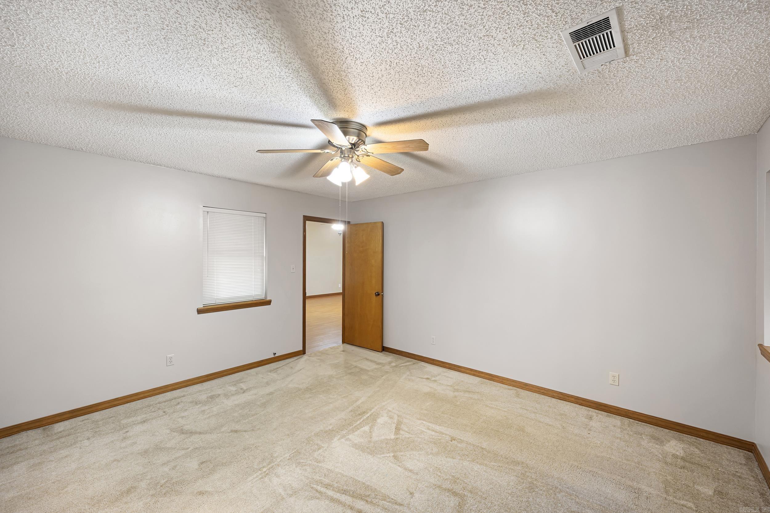 SPRING MEADOWS - Residential