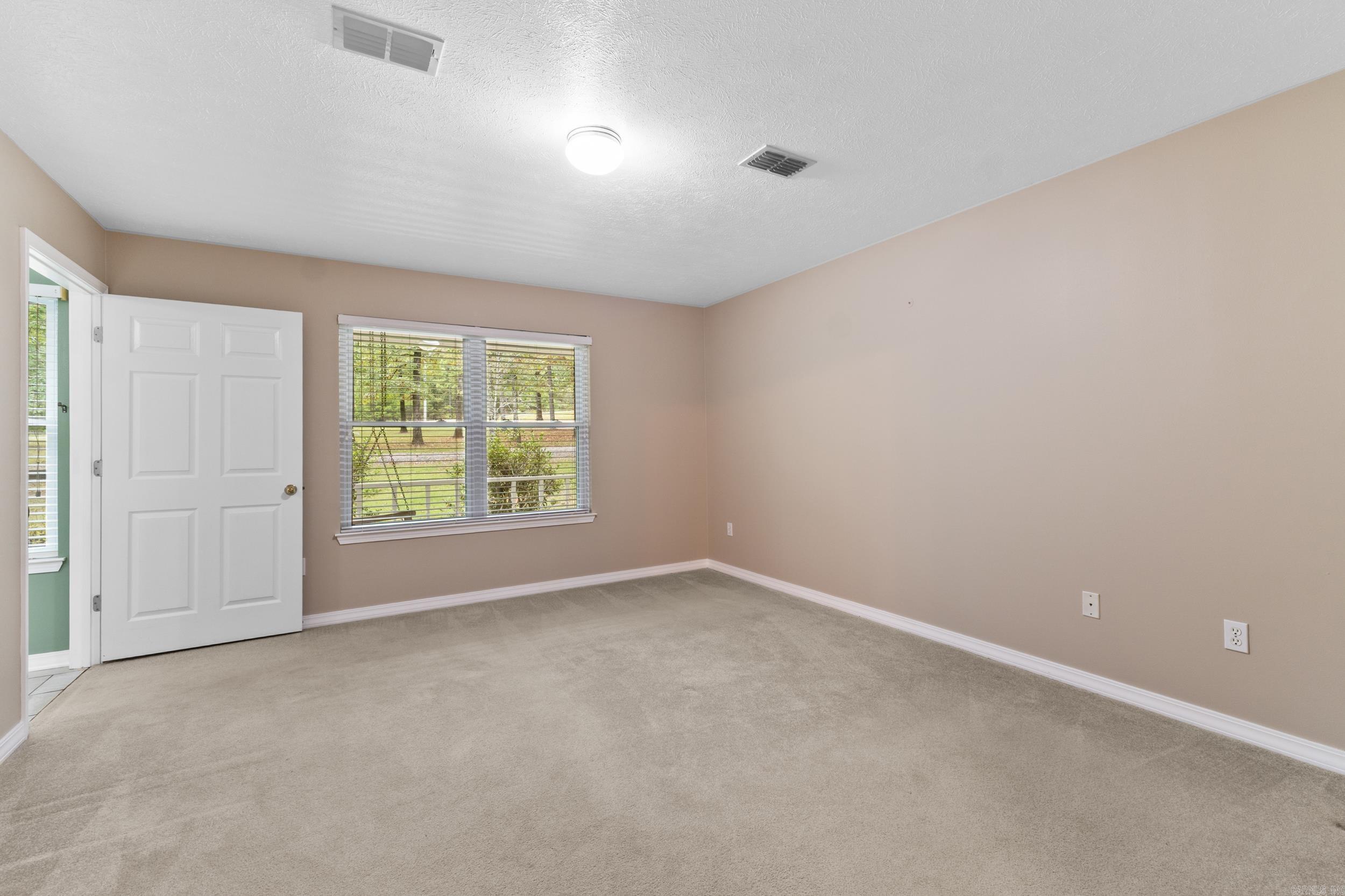 SUNSHINE FARMS - Residential