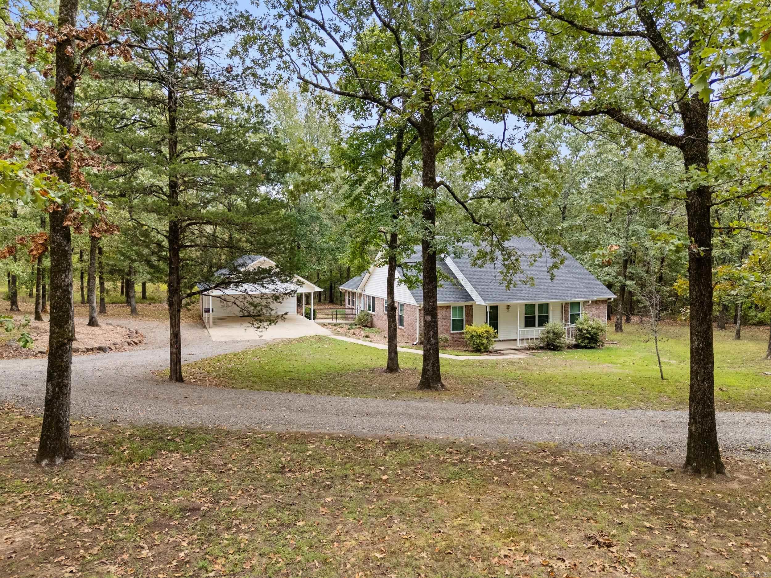 SUNSHINE FARMS - Residential
