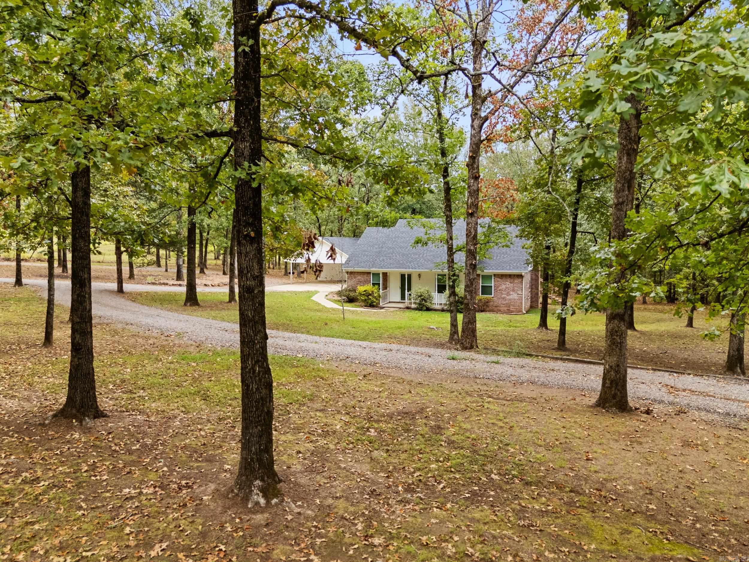 SUNSHINE FARMS - Residential