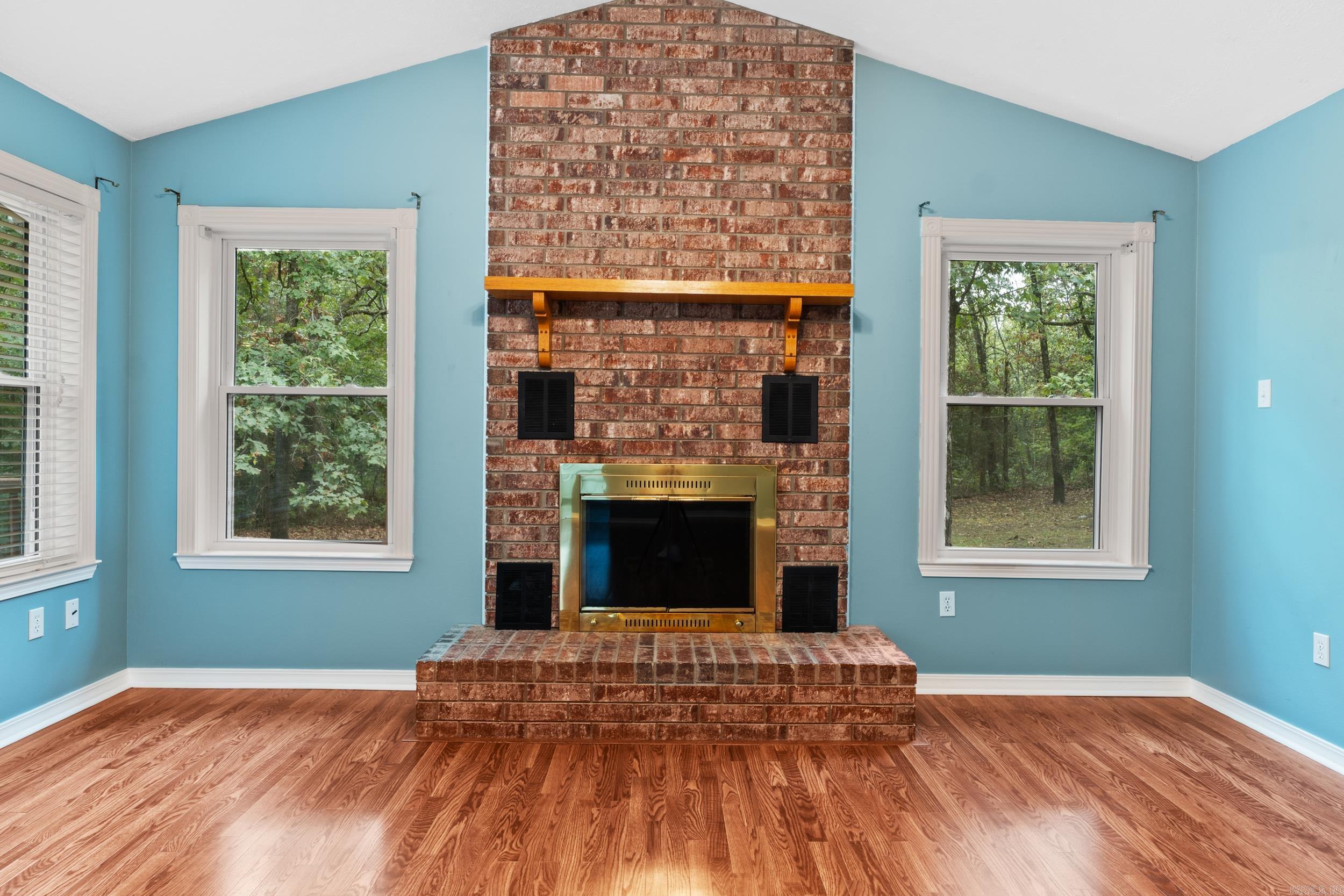 SUNSHINE FARMS - Residential