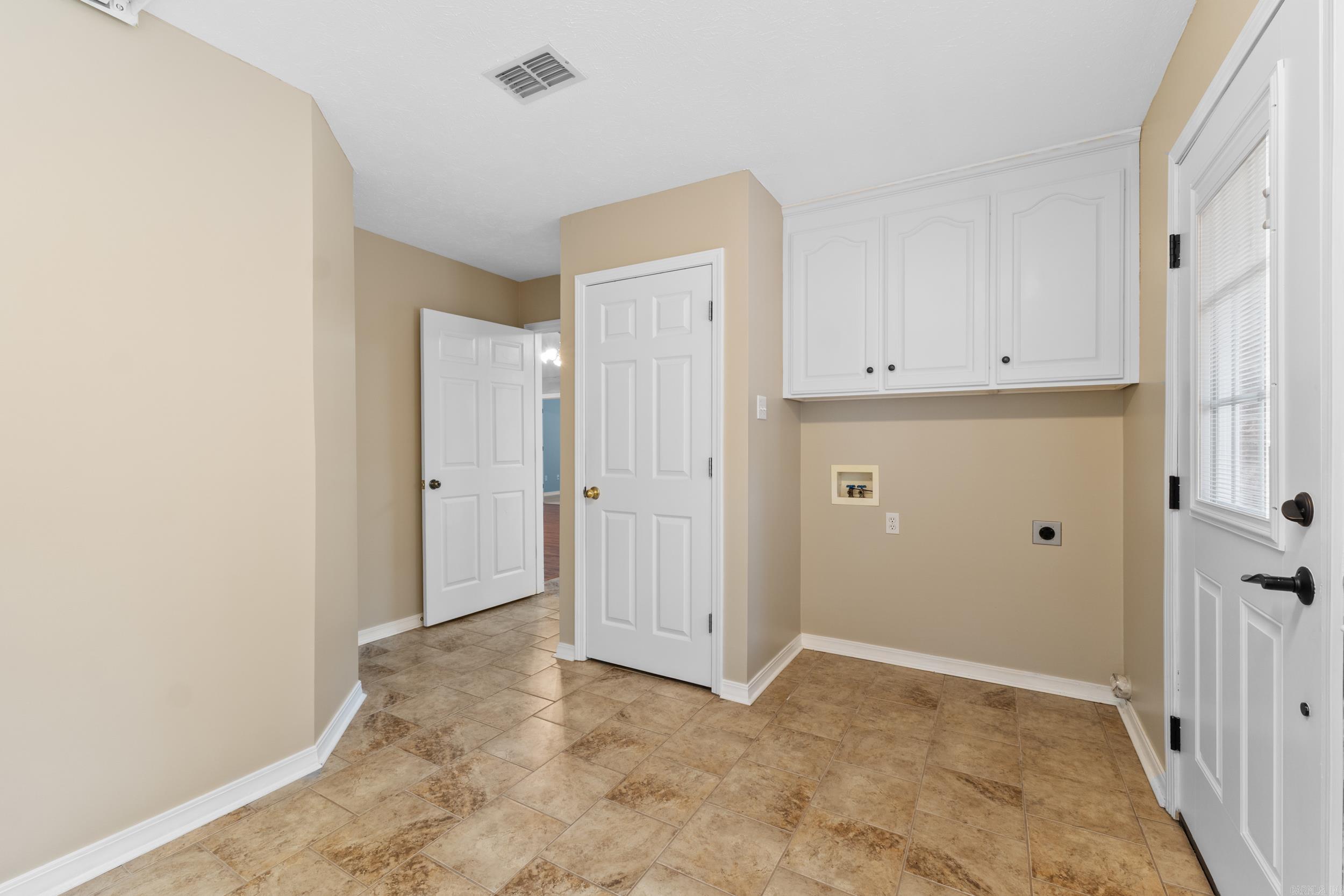 SUNSHINE FARMS - Residential