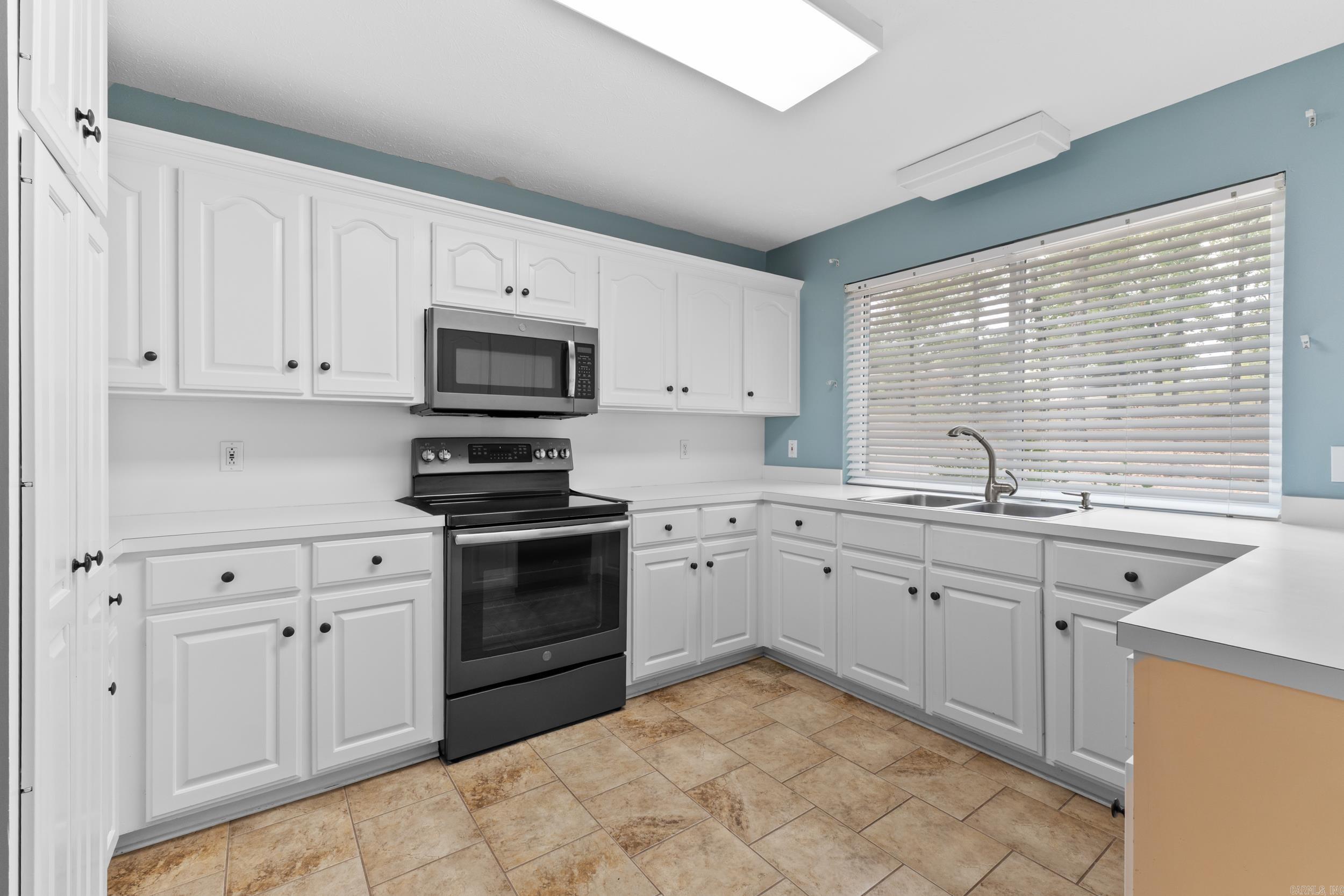 SUNSHINE FARMS - Residential