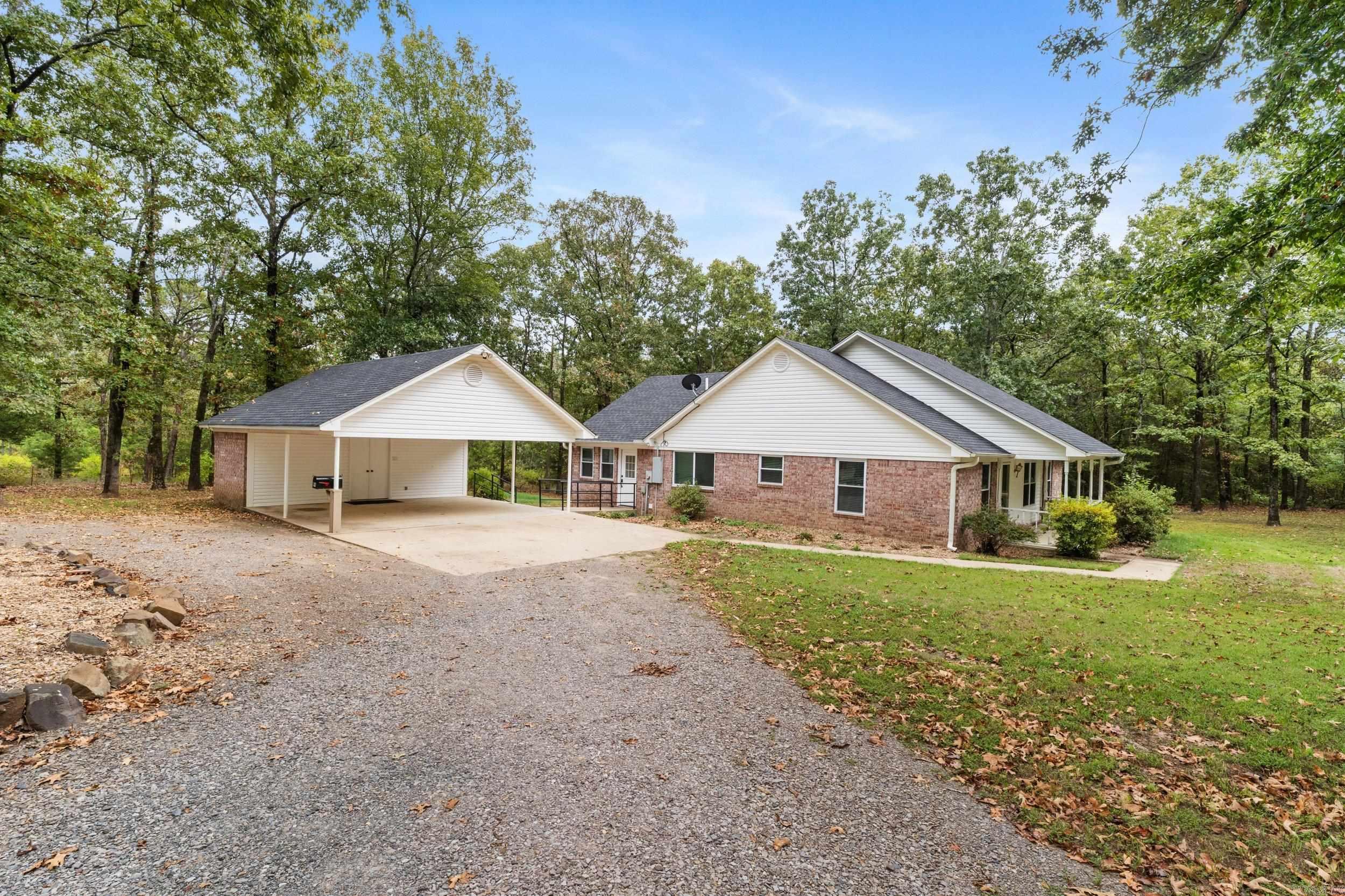 SUNSHINE FARMS - Residential