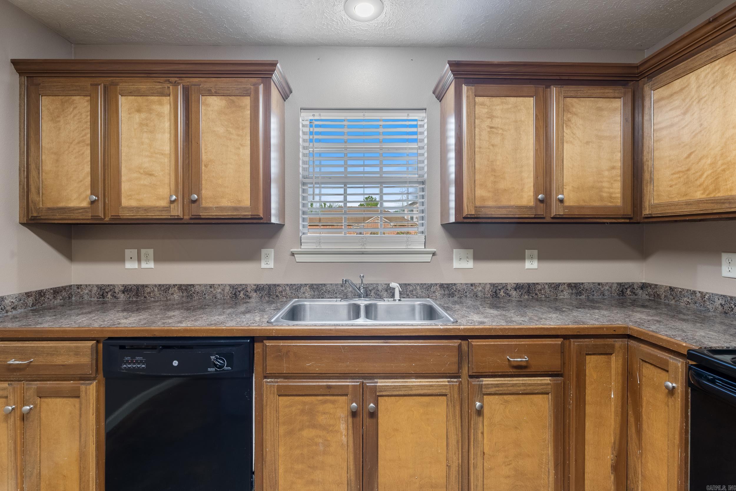 BROOKSTONE SUB CORRECTION - Residential
