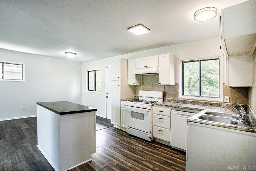 MEADOWCLIFF - Residential