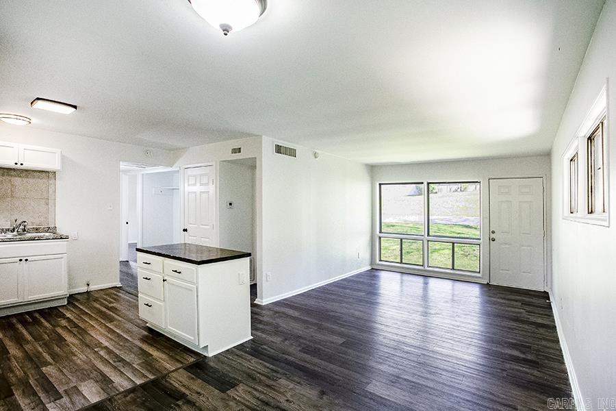 MEADOWCLIFF - Residential