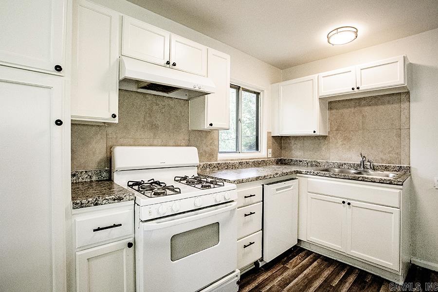 MEADOWCLIFF - Residential