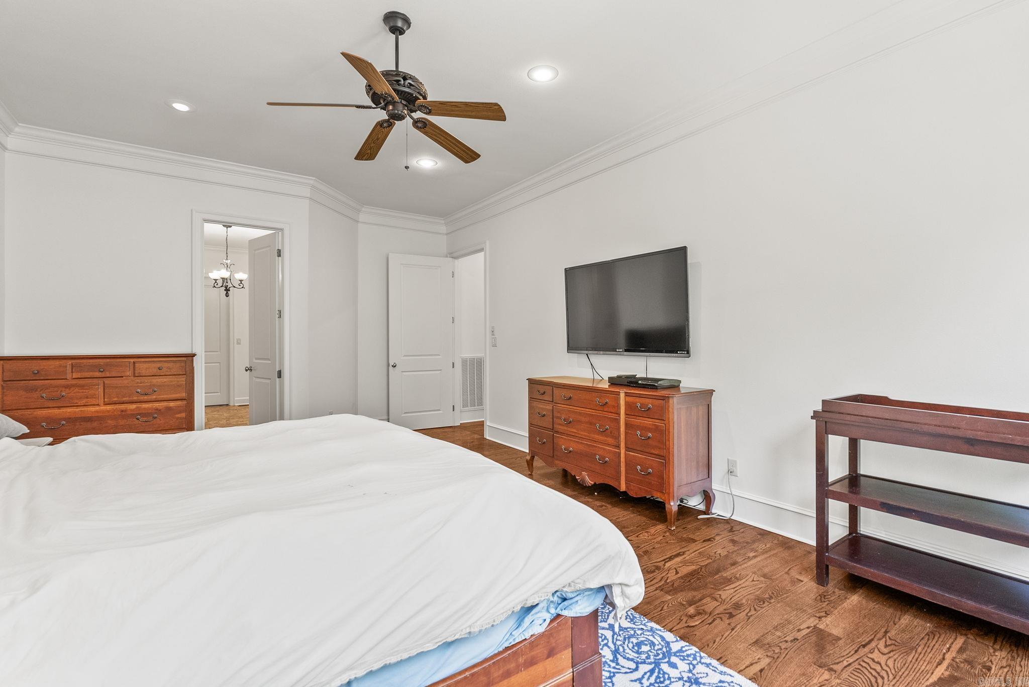 WOODLANDS EDGE - Residential