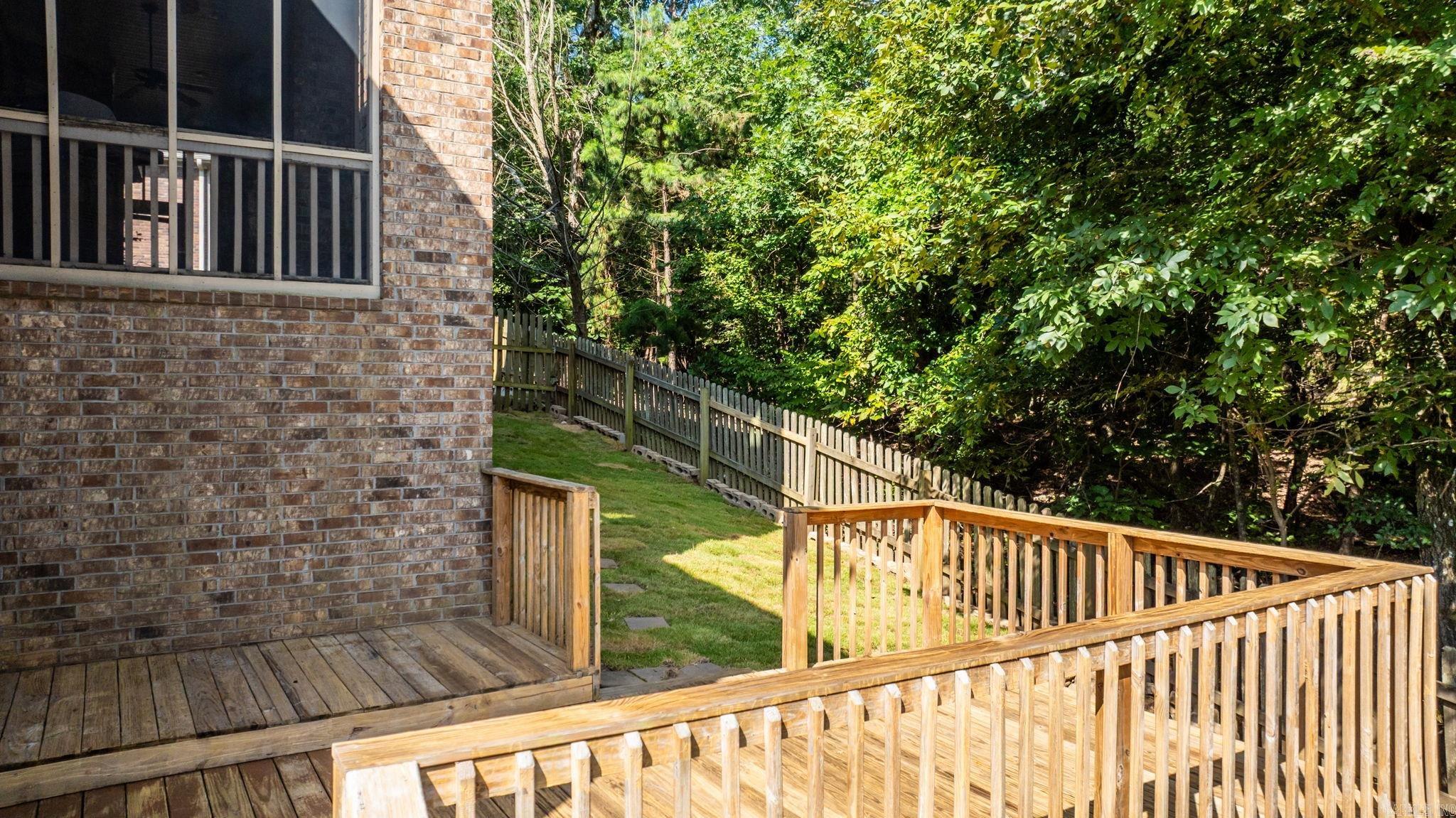 WOODLANDS EDGE - Residential