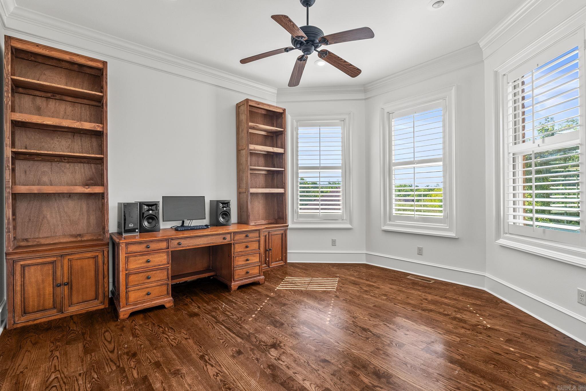 WOODLANDS EDGE - Residential