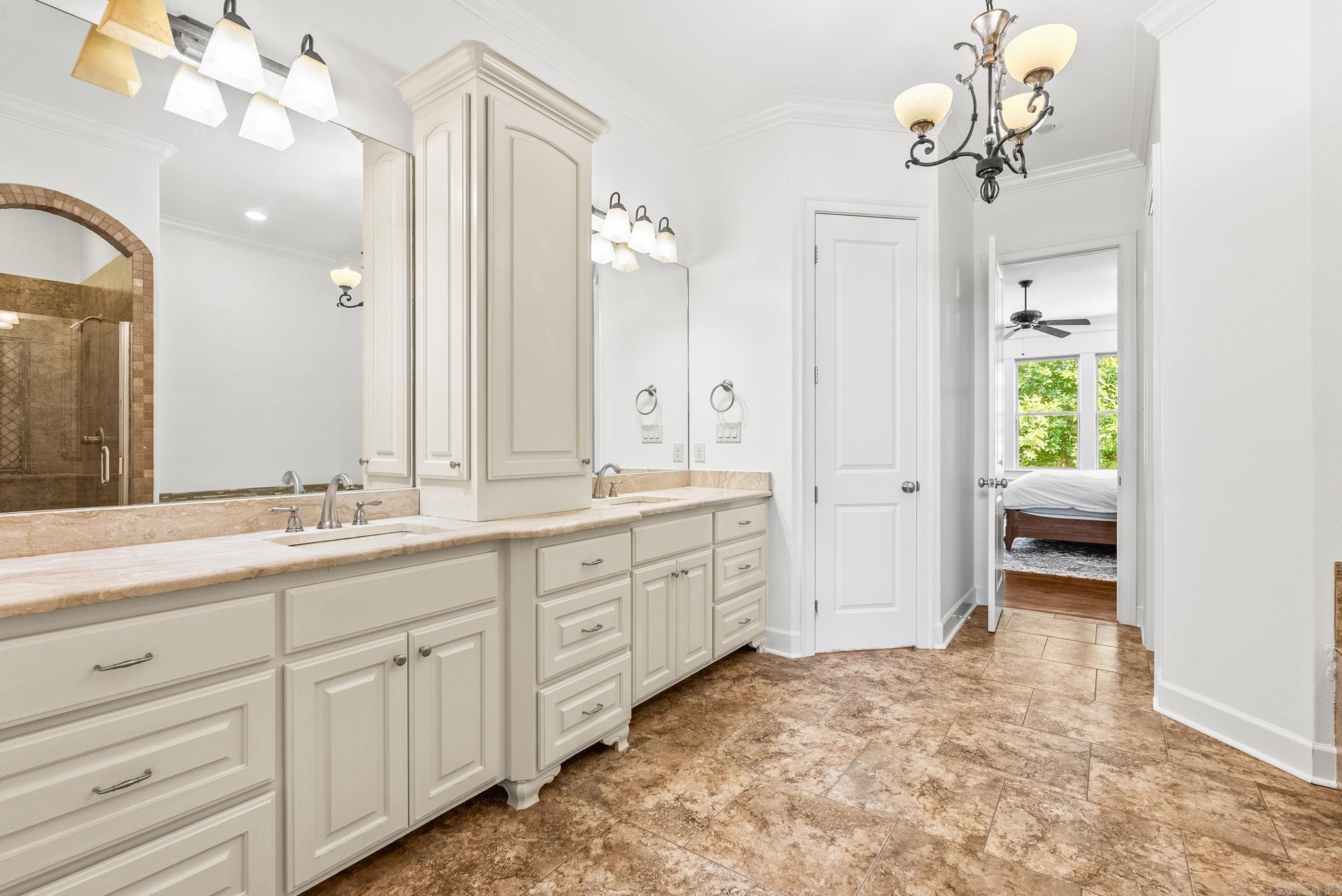 WOODLANDS EDGE - Residential