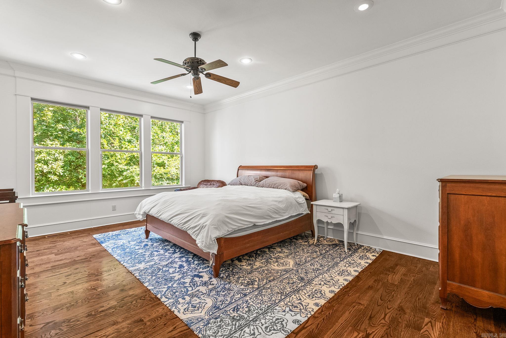 WOODLANDS EDGE - Residential