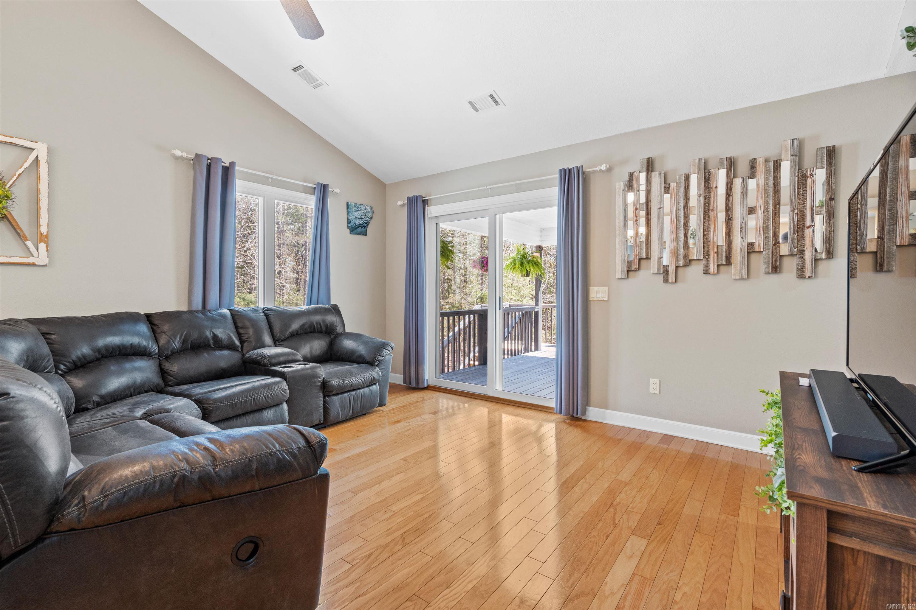 PACIFICA - Residential