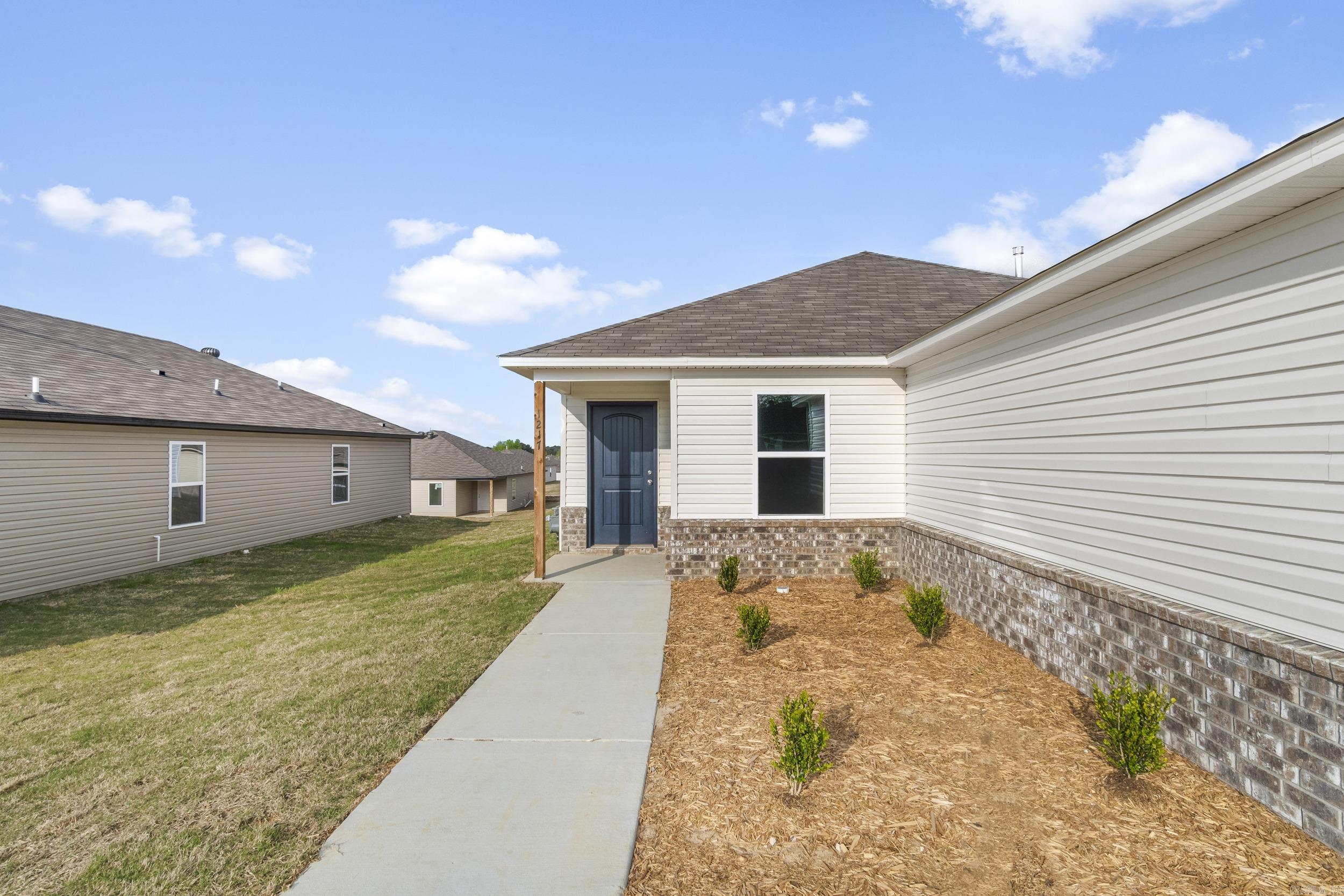 THE MEADOWS - Residential