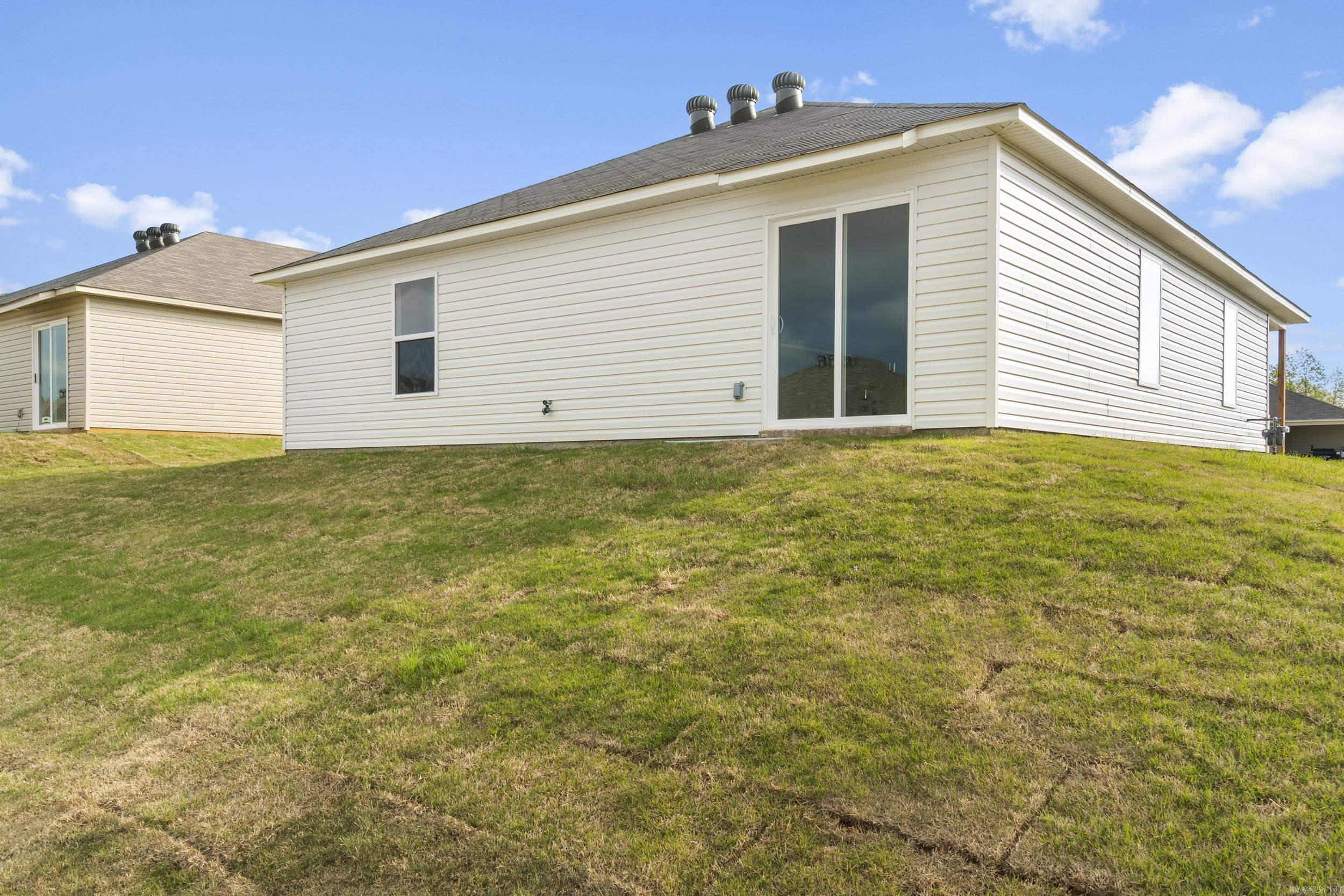 THE MEADOWS - Residential