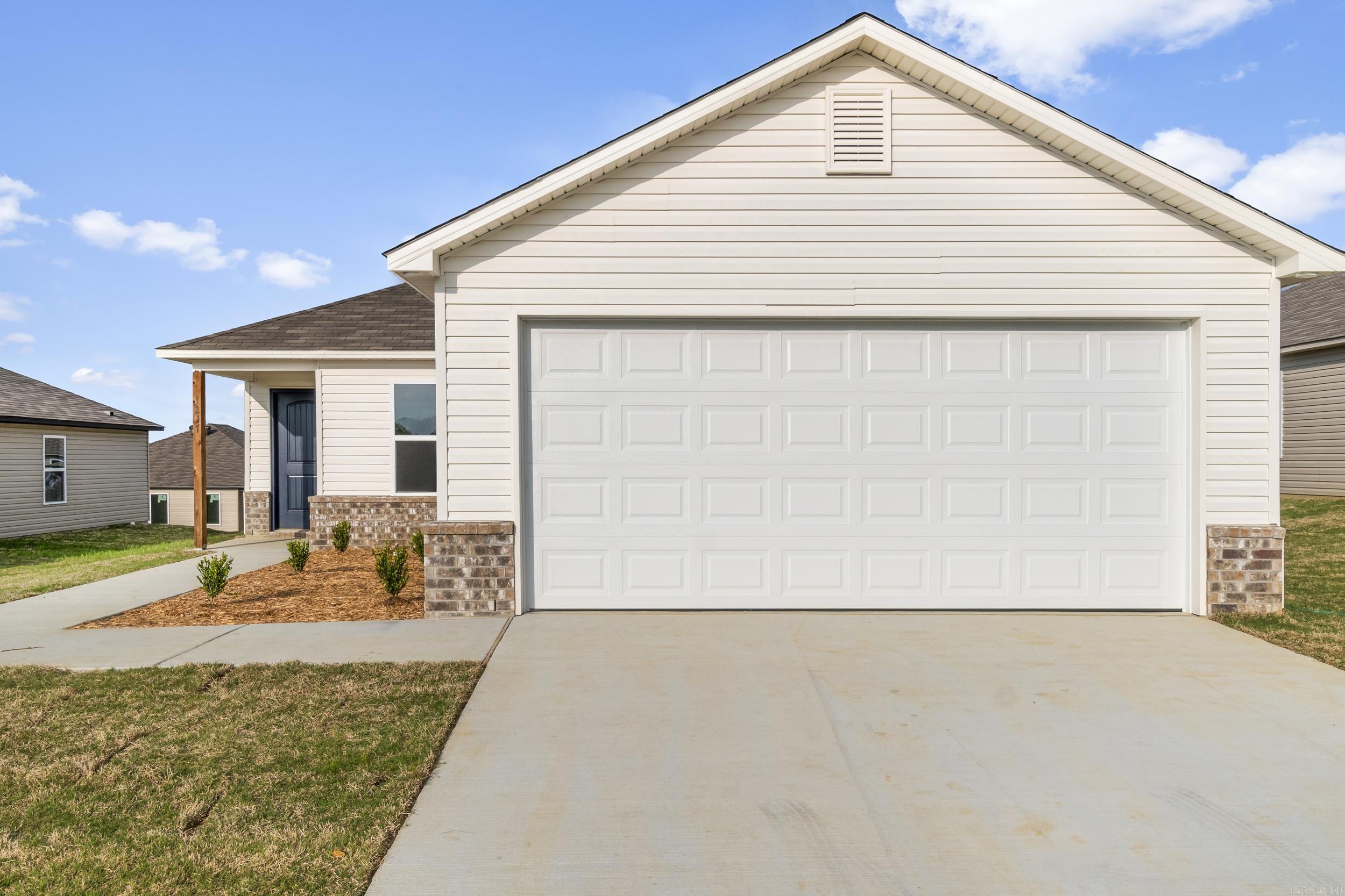 THE MEADOWS - Residential