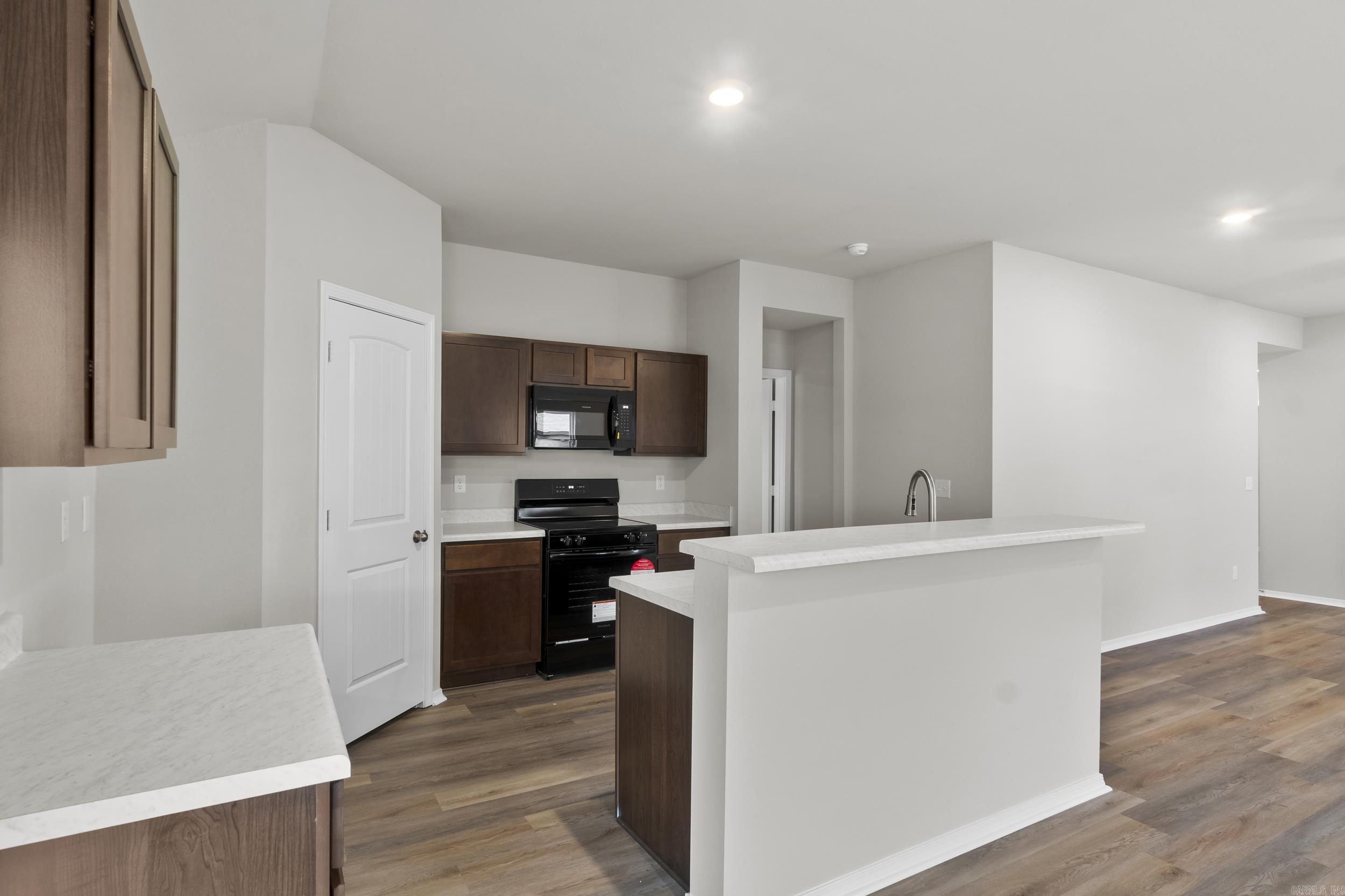 THE MEADOWS - Residential