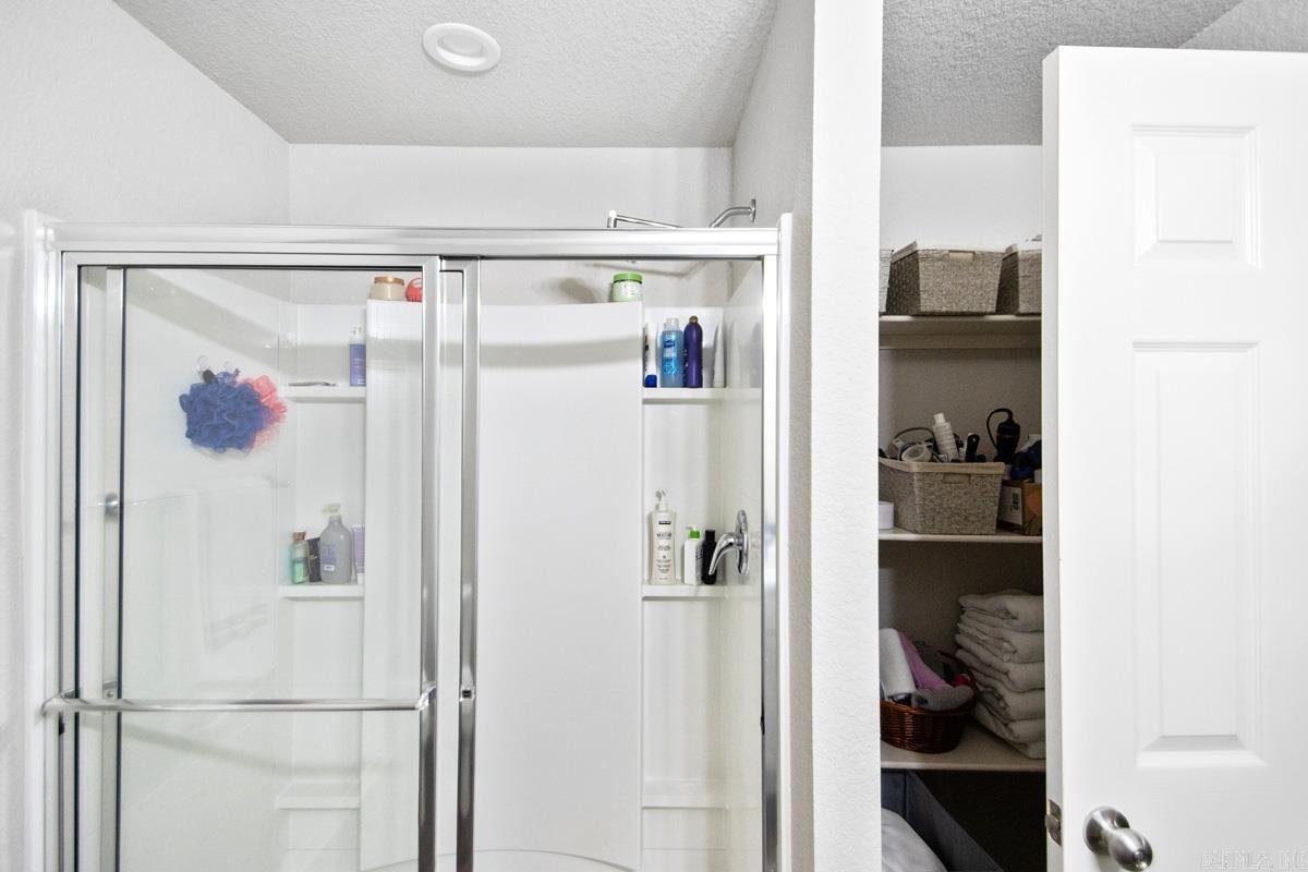 MEADOWS EDGE - Residential