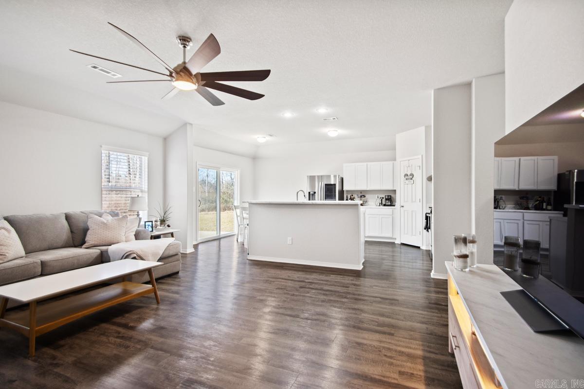 MEADOWS EDGE - Residential