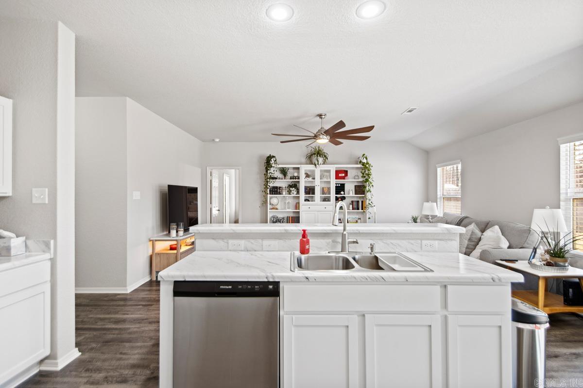 MEADOWS EDGE - Residential