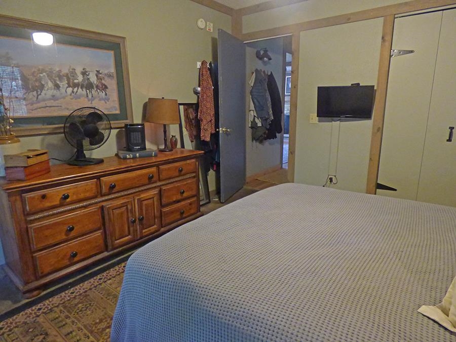 Crow 4th - Residential