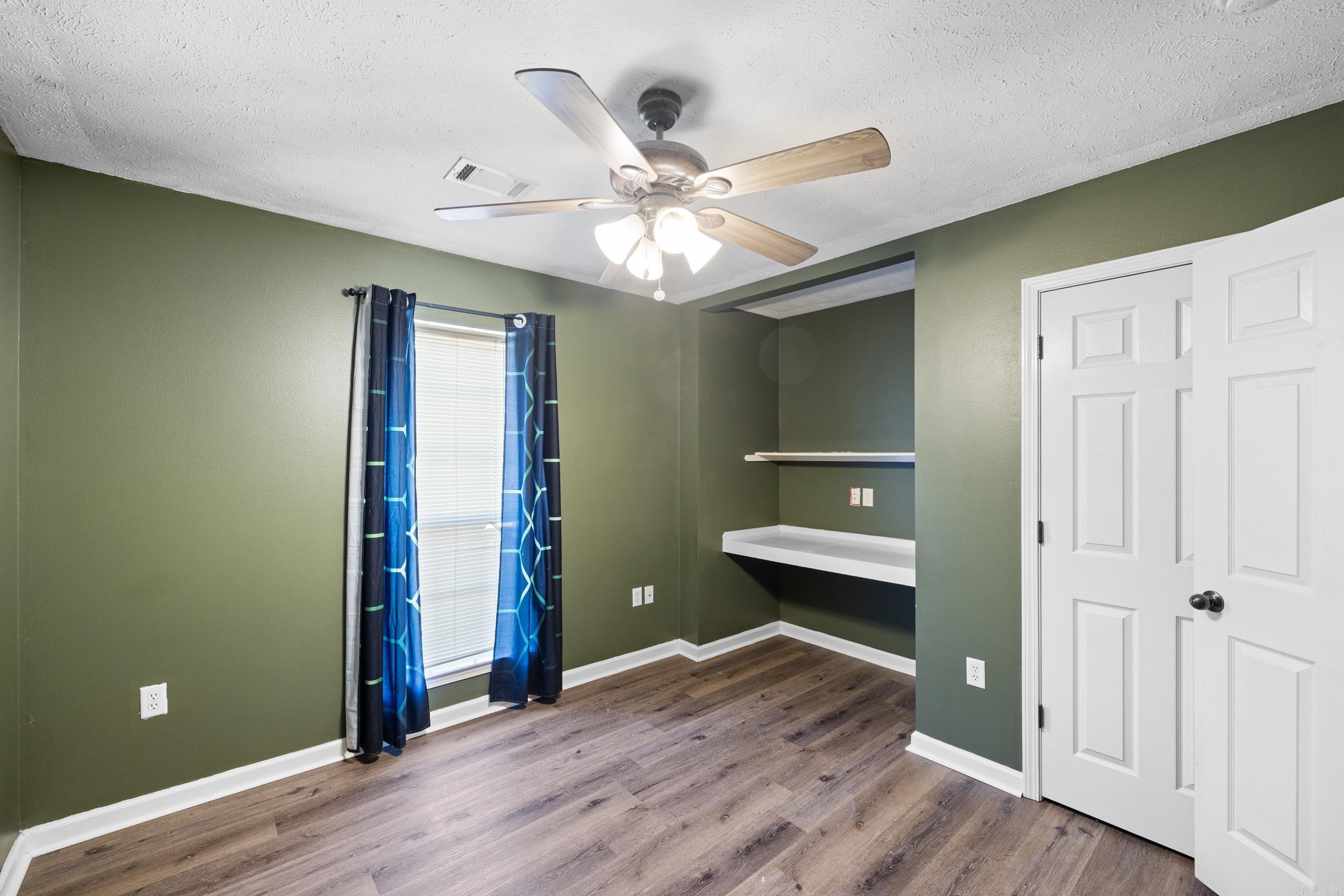 JEWELS ESTATES - Residential