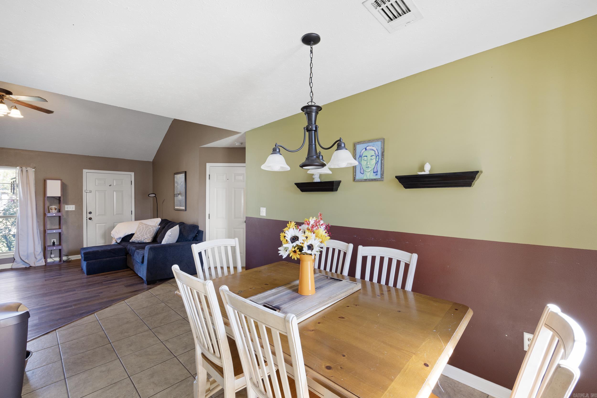 JEWELS ESTATES - Residential