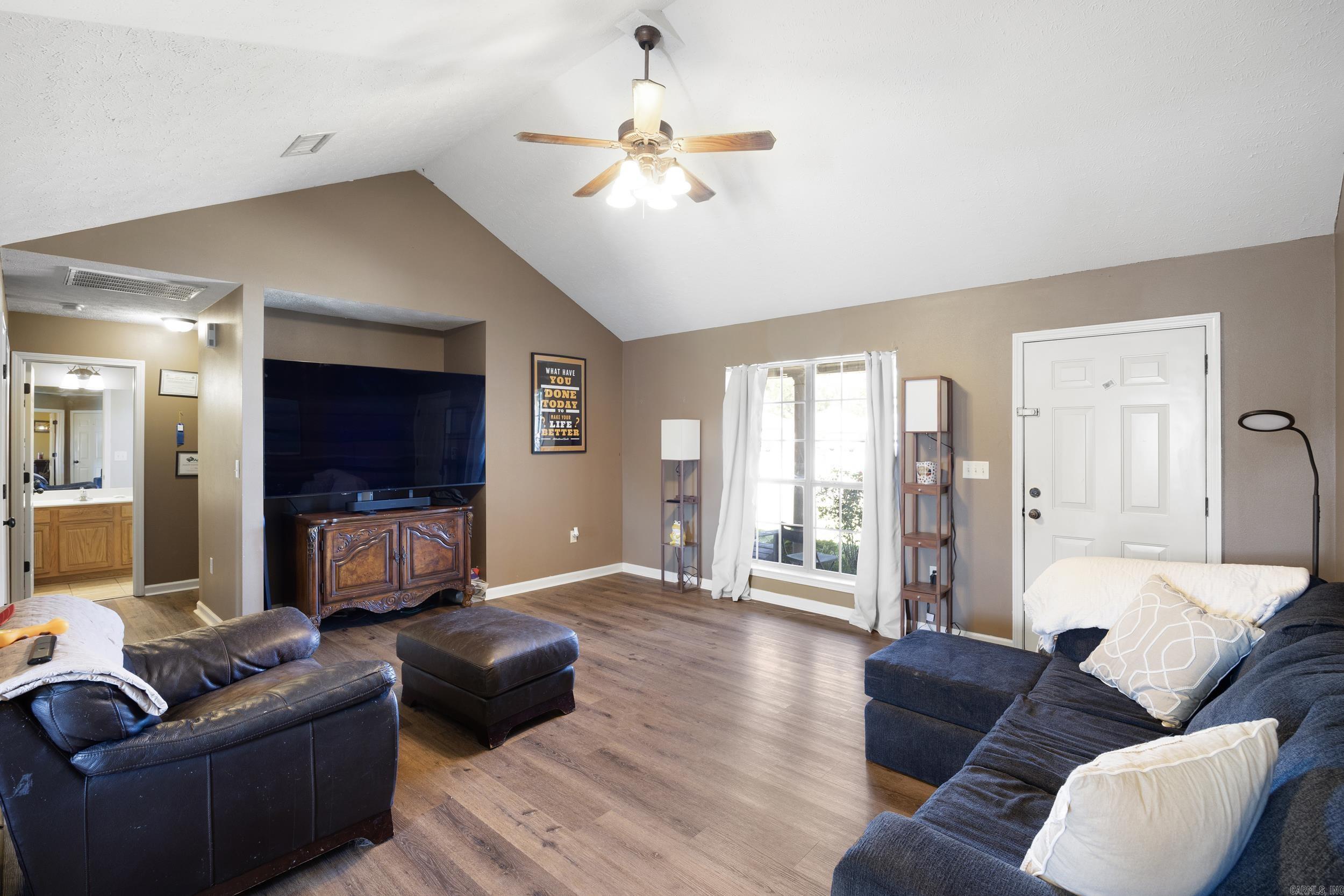 JEWELS ESTATES - Residential