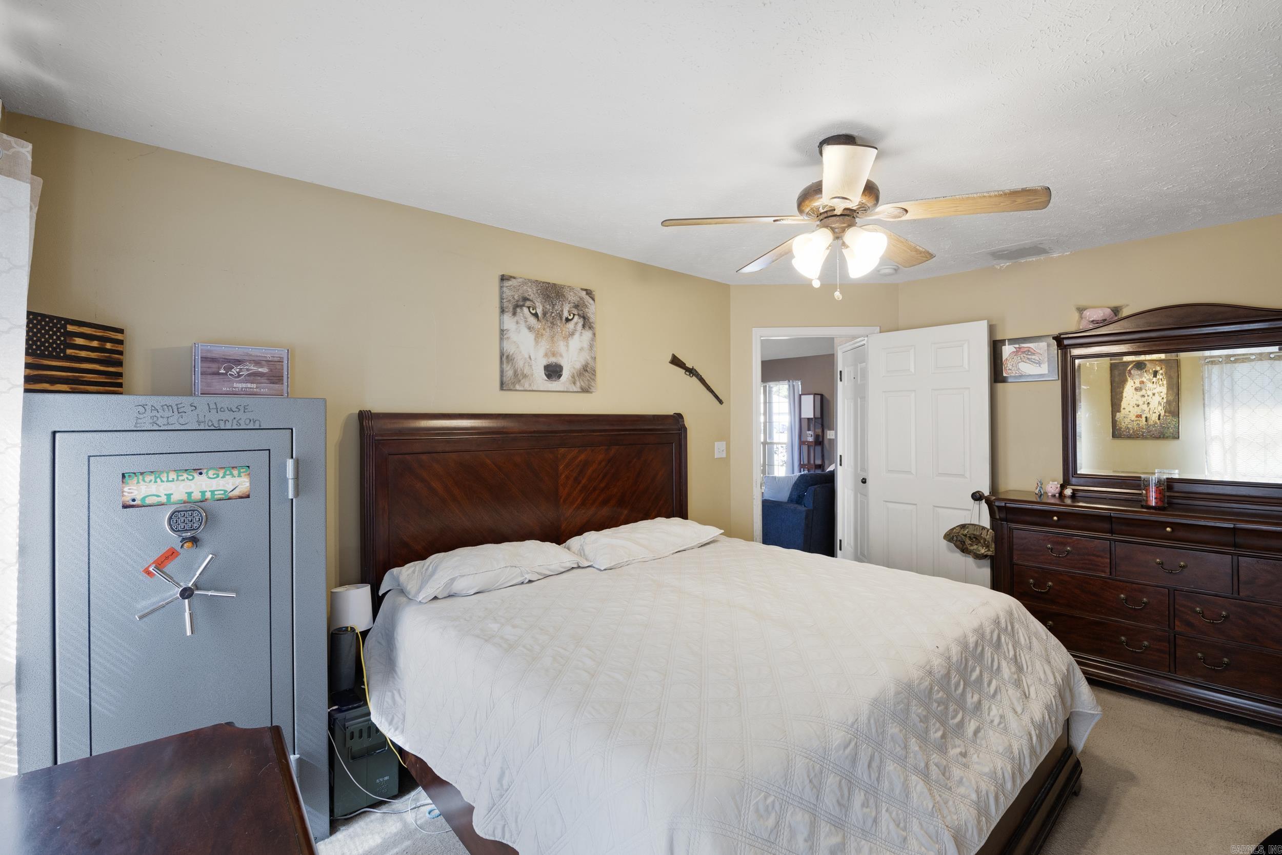 JEWELS ESTATES - Residential