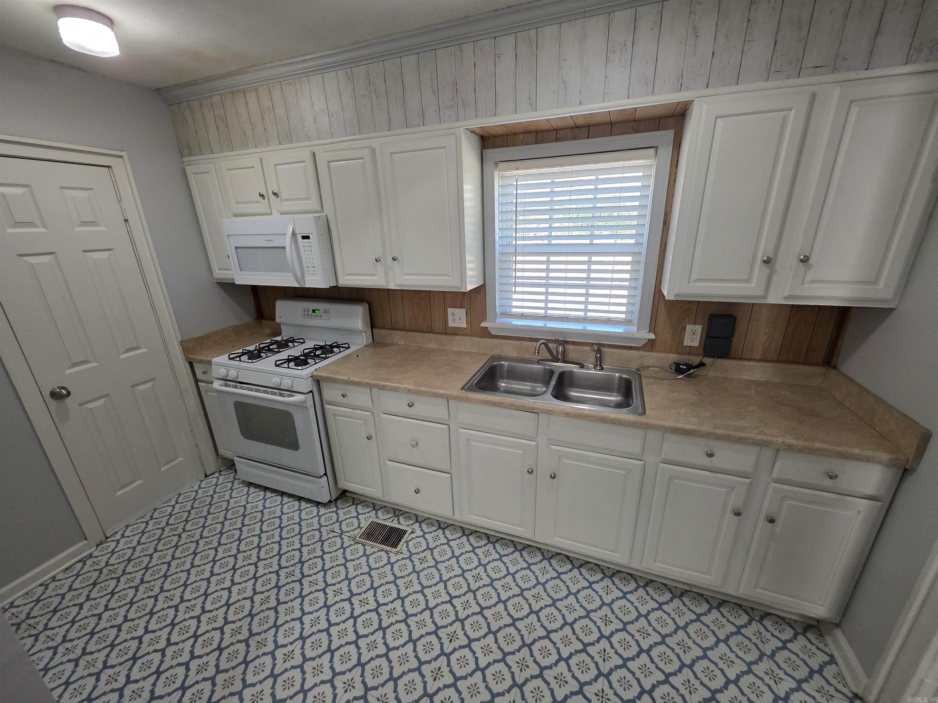 Bradens - Residential Lease