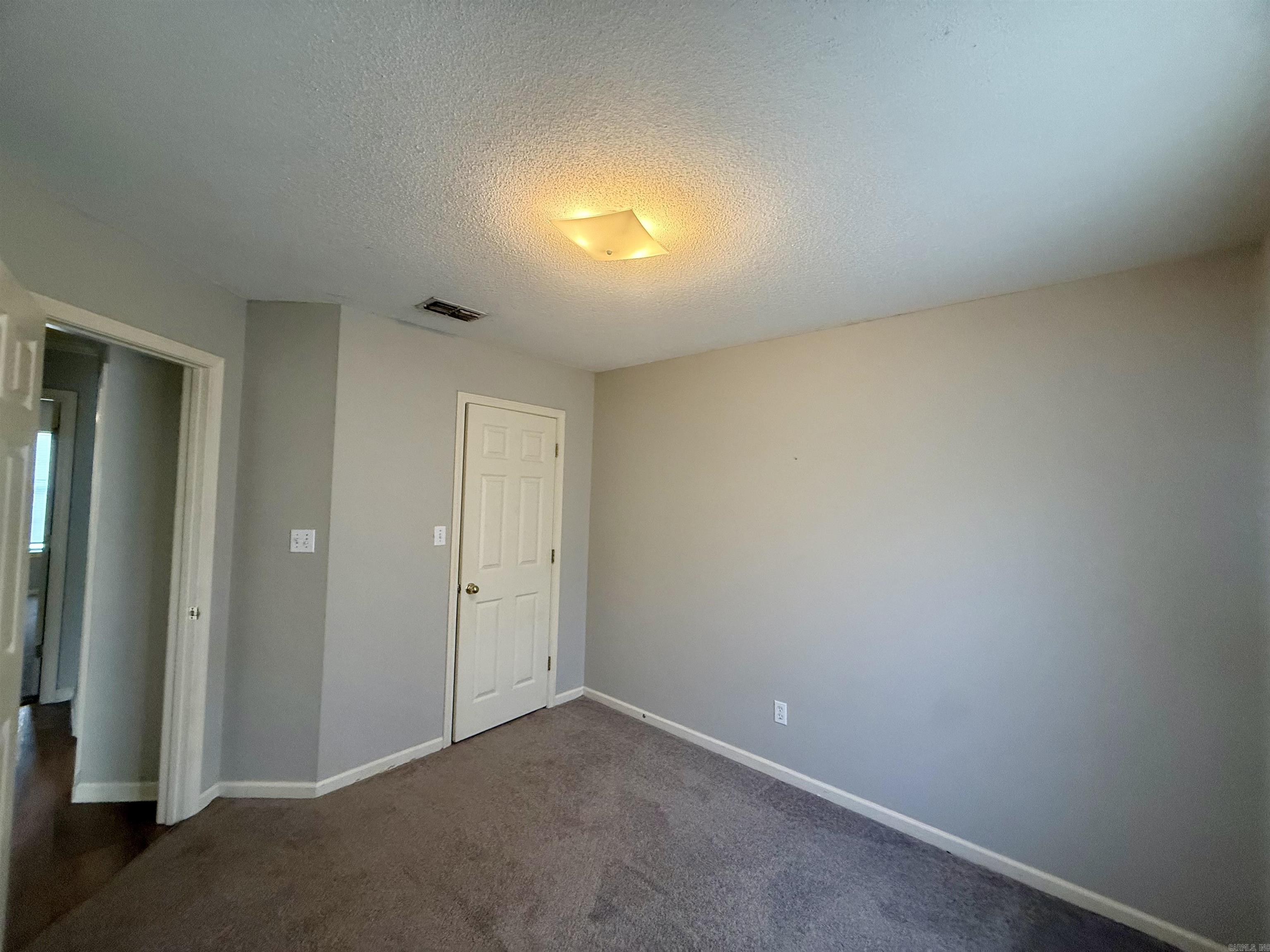 Hunters Run - Residential Lease