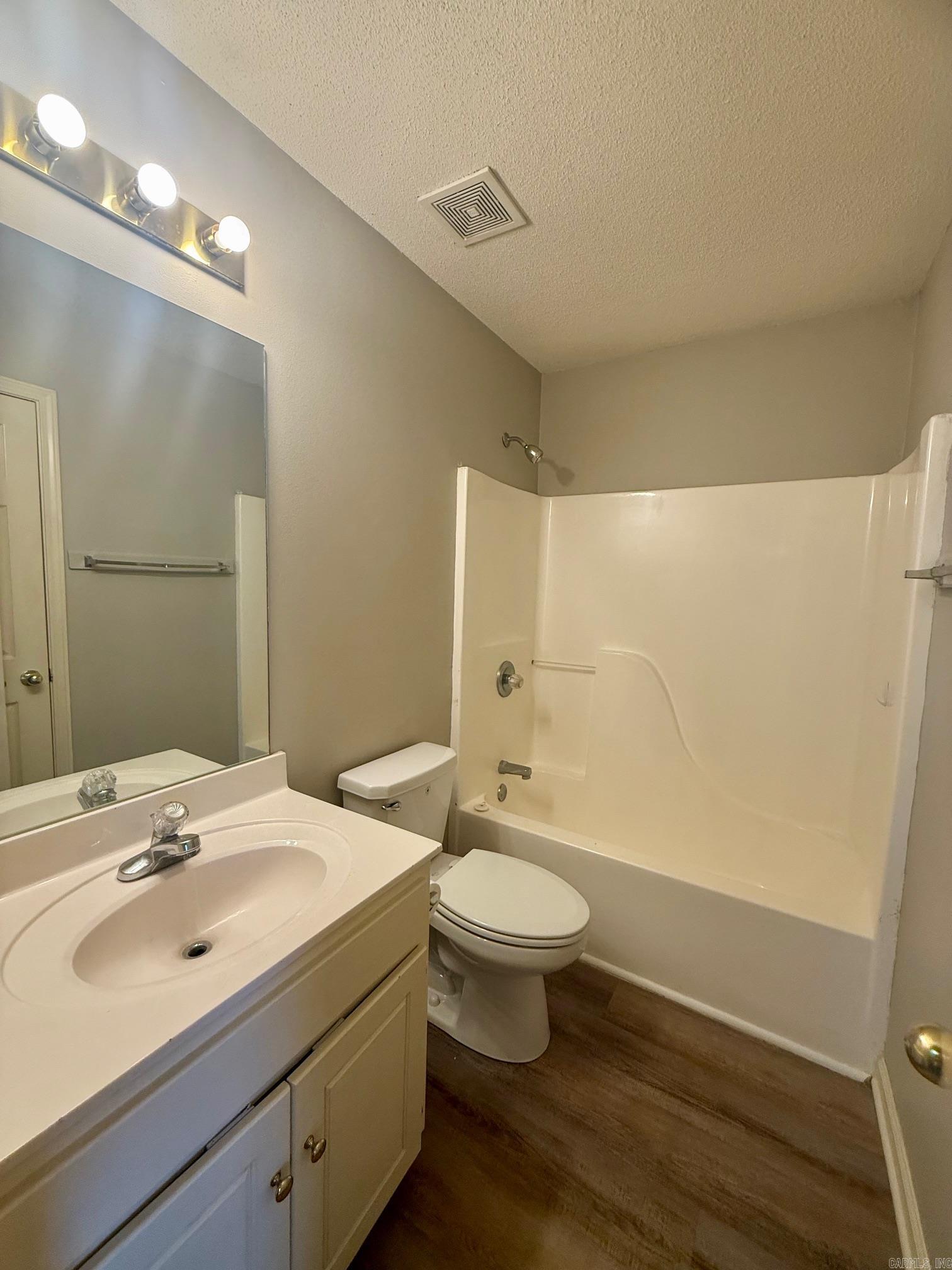 Hunters Run - Residential Lease