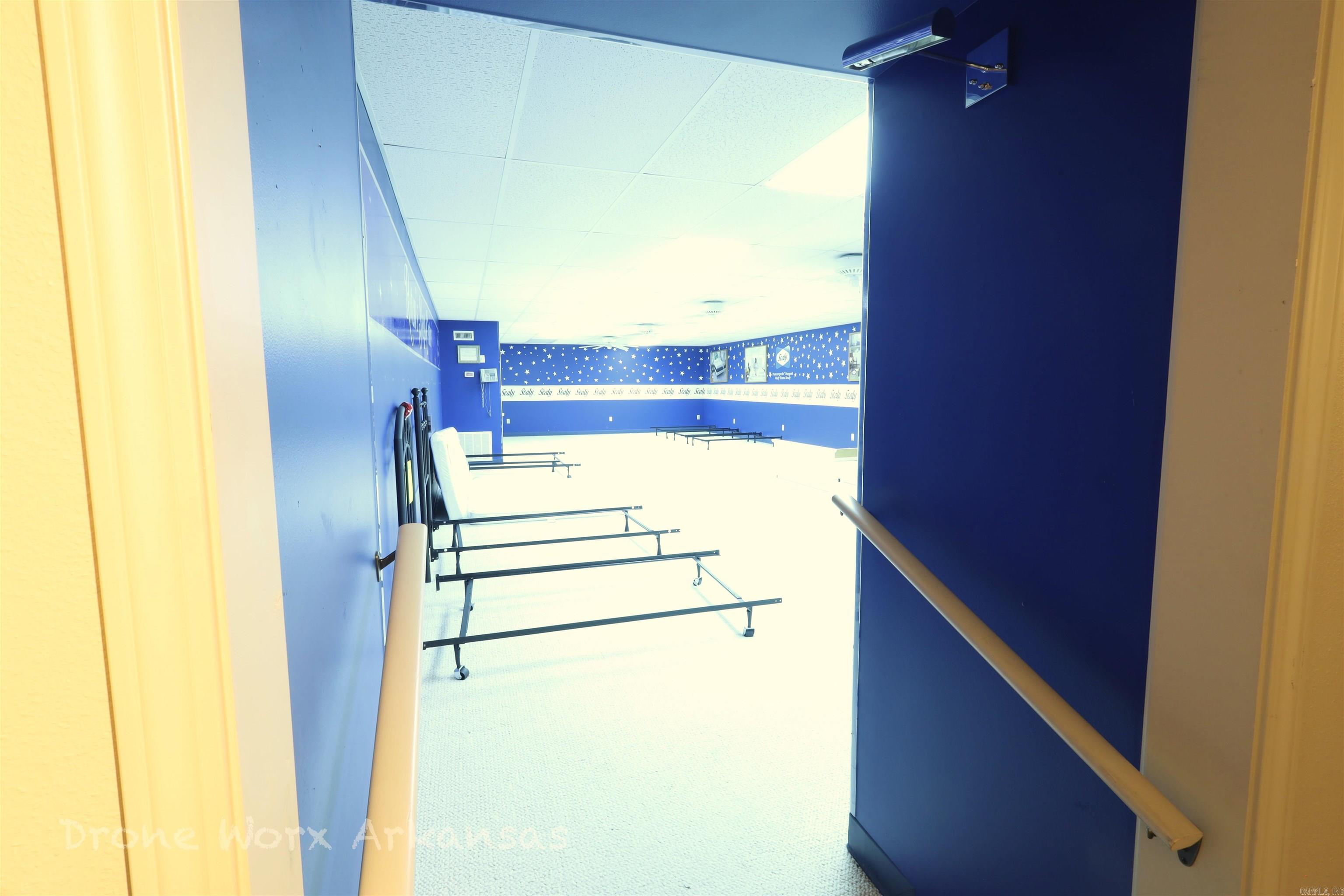 Marshall - Commercial Sale