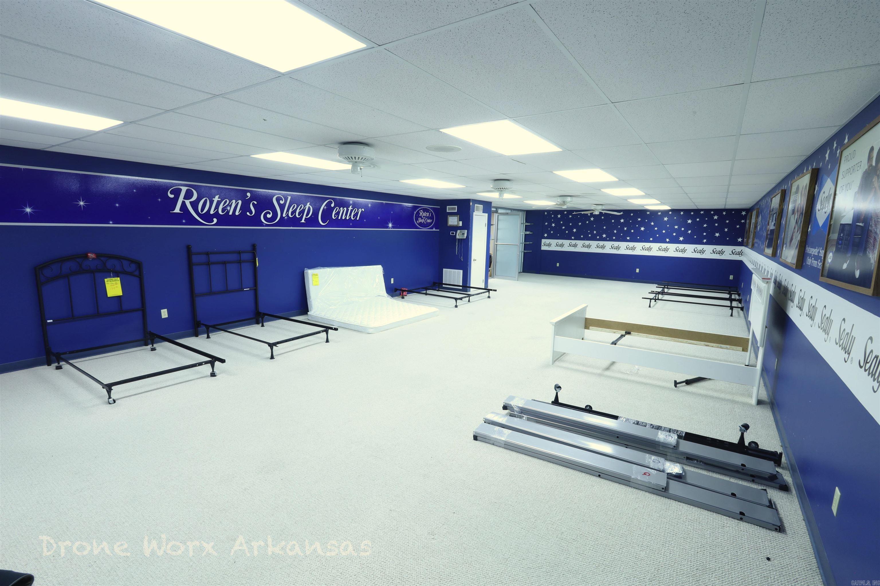 Marshall - Commercial Sale