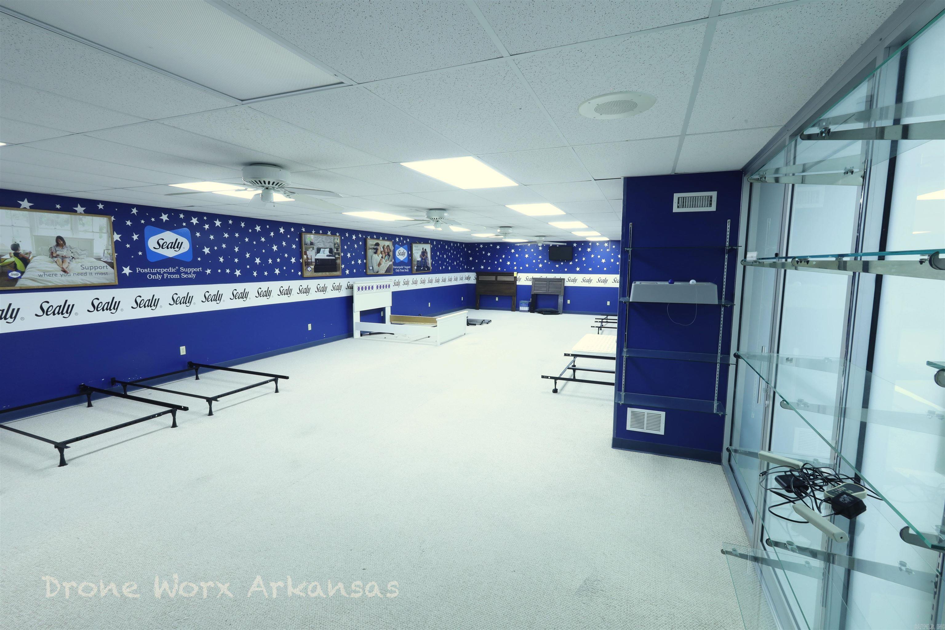 Marshall - Commercial Sale