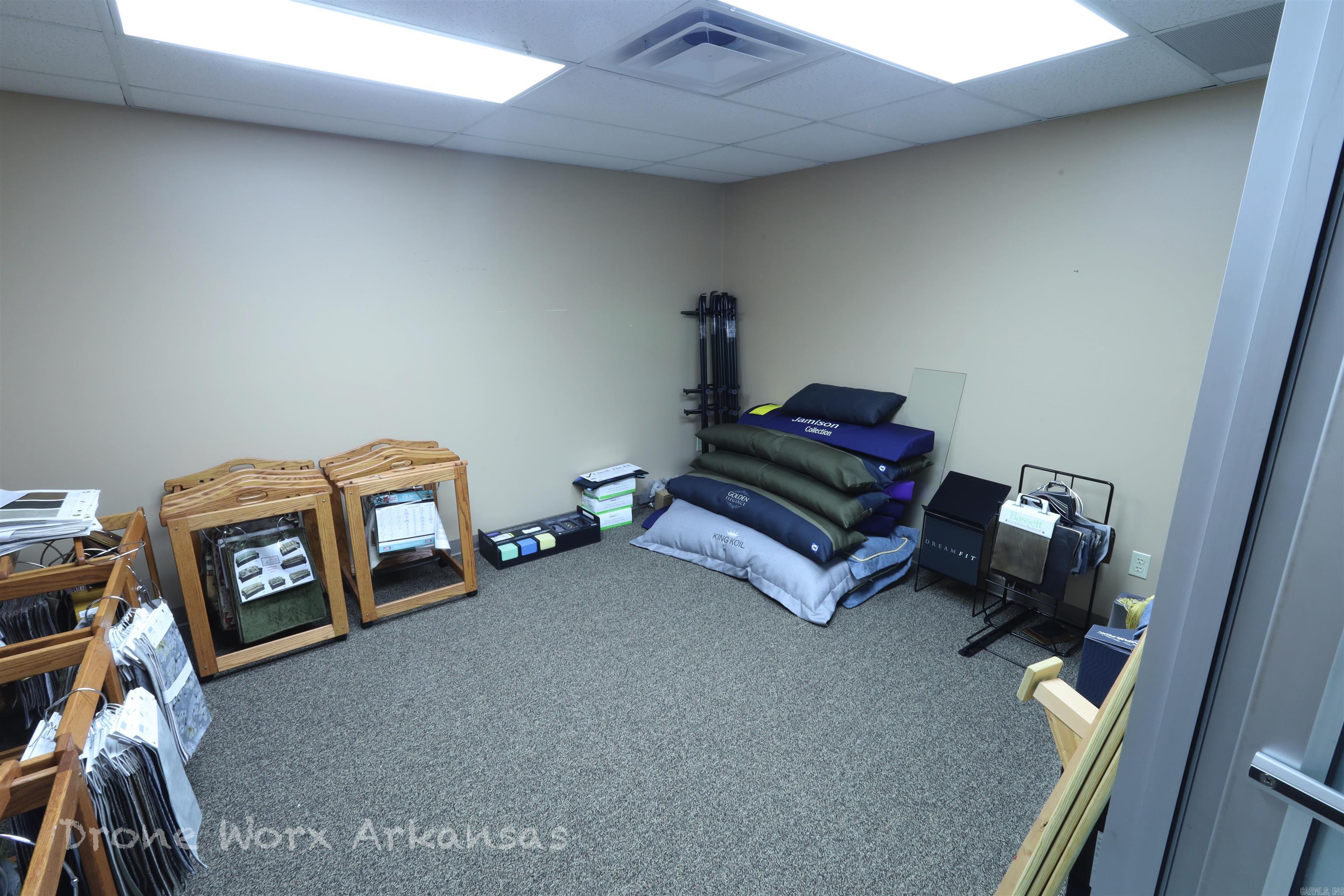 Marshall - Commercial Sale