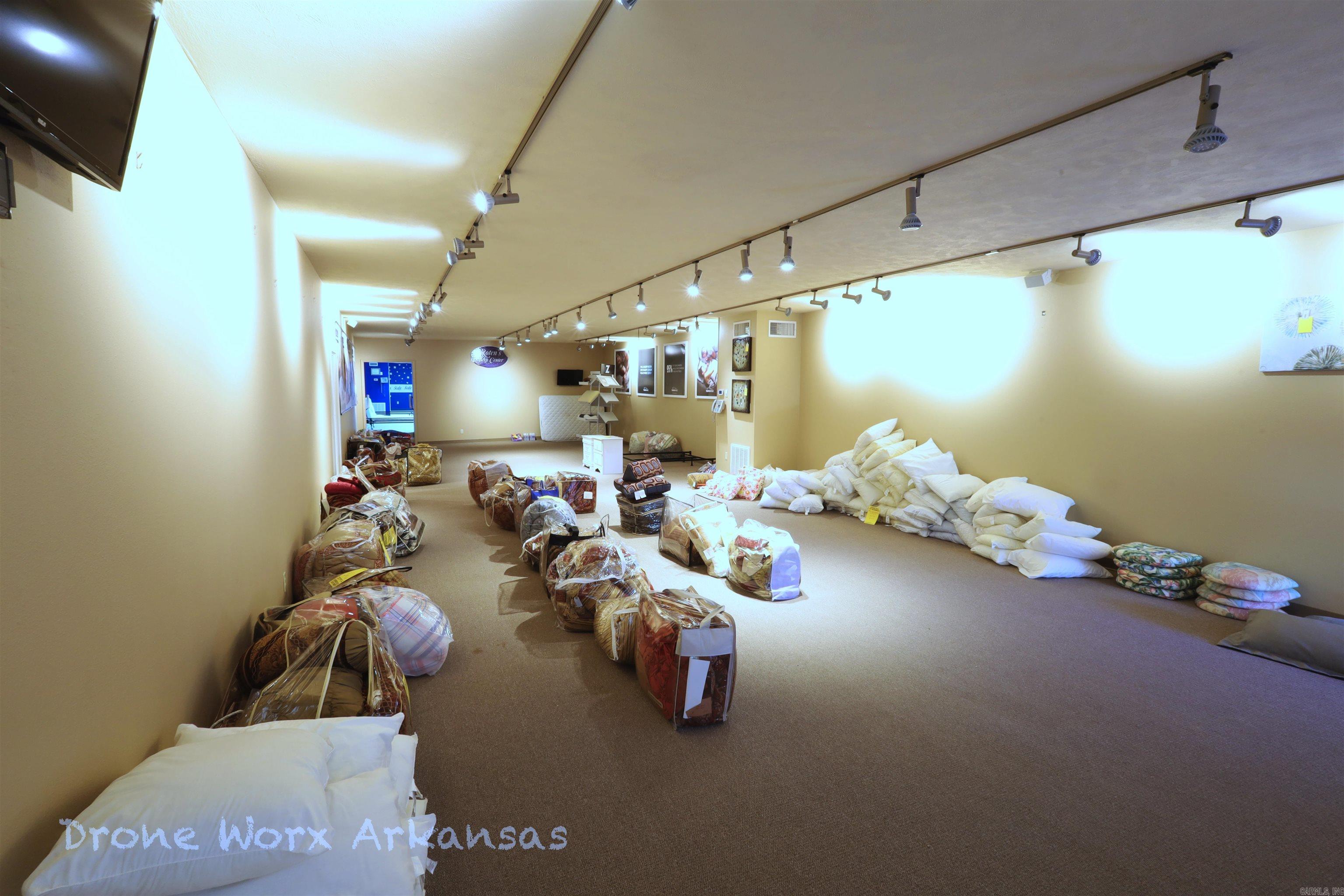 Marshall - Commercial Sale